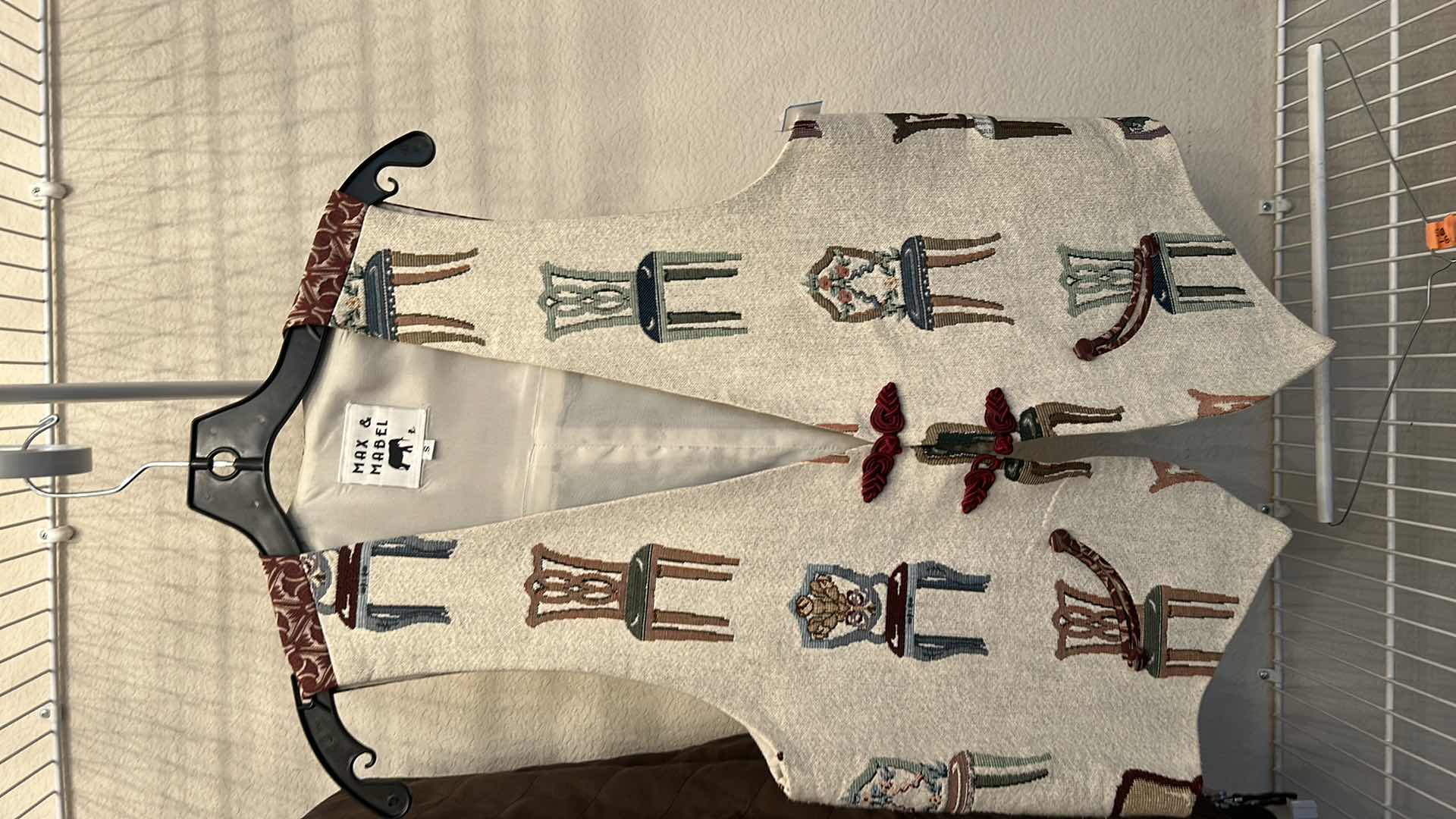 Photo 8 of 3 MENS VESTS SIZE L