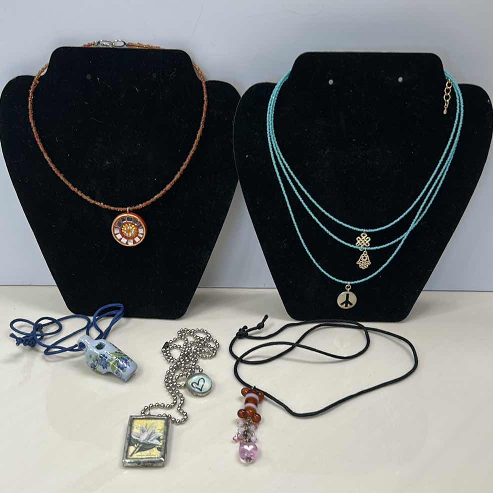 Photo 1 of COSTUME JEWELRY - 5 NECKLACES