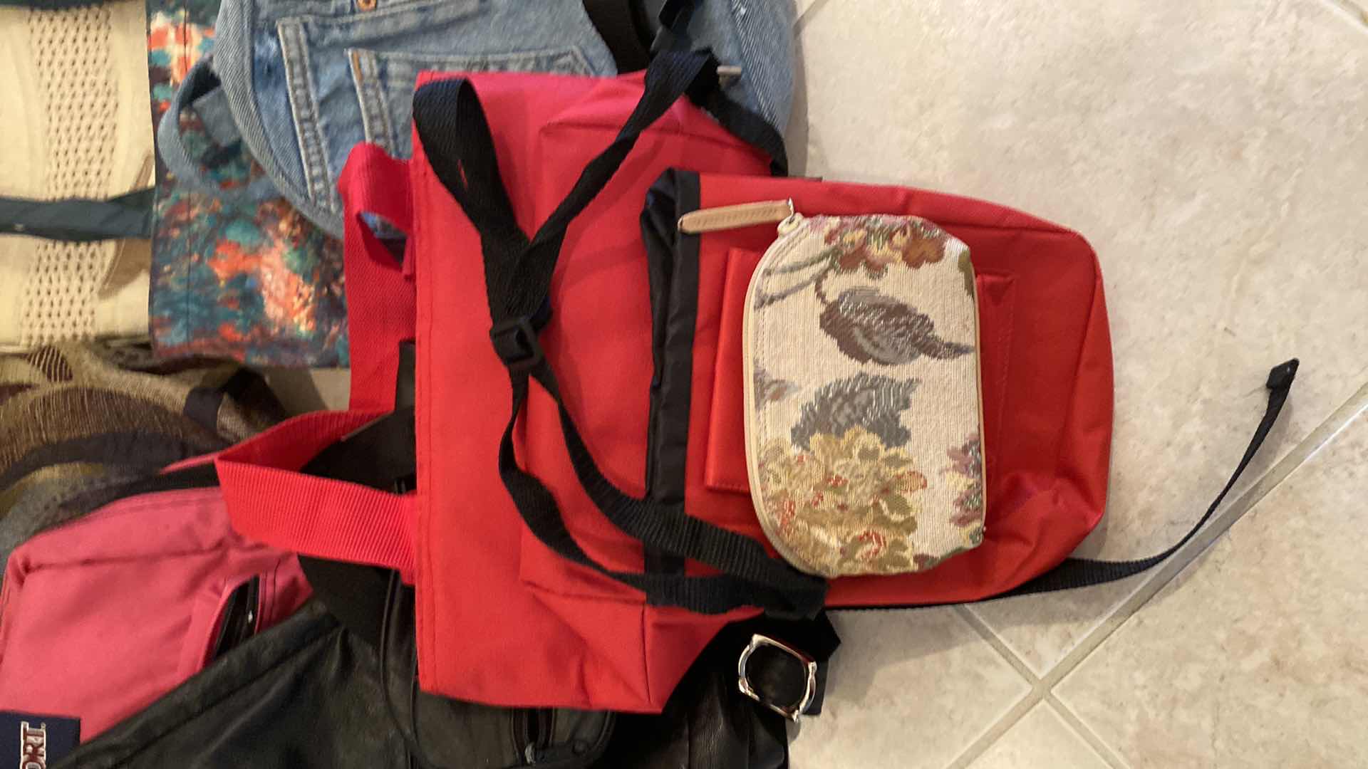 Photo 1 of CANVAS BAG ASSORTMENT