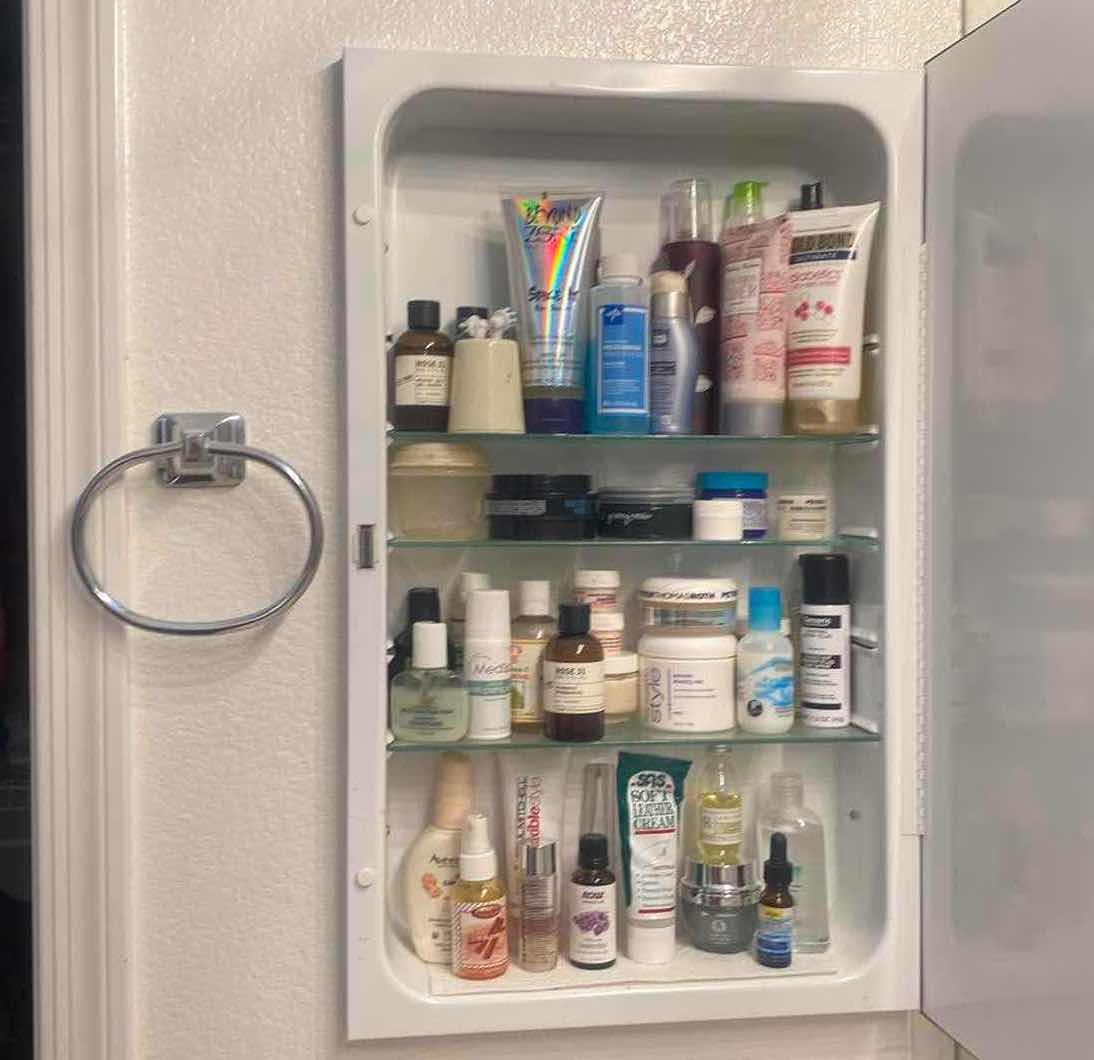 Photo 1 of CONTENTS MEDICINE CABINET