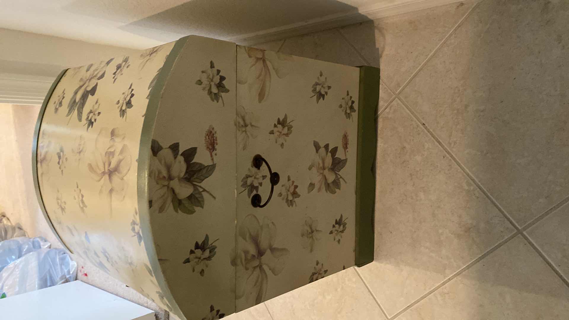 Photo 1 of FLORAL STORAGE BOX 20” x 16 1/2” H 21”