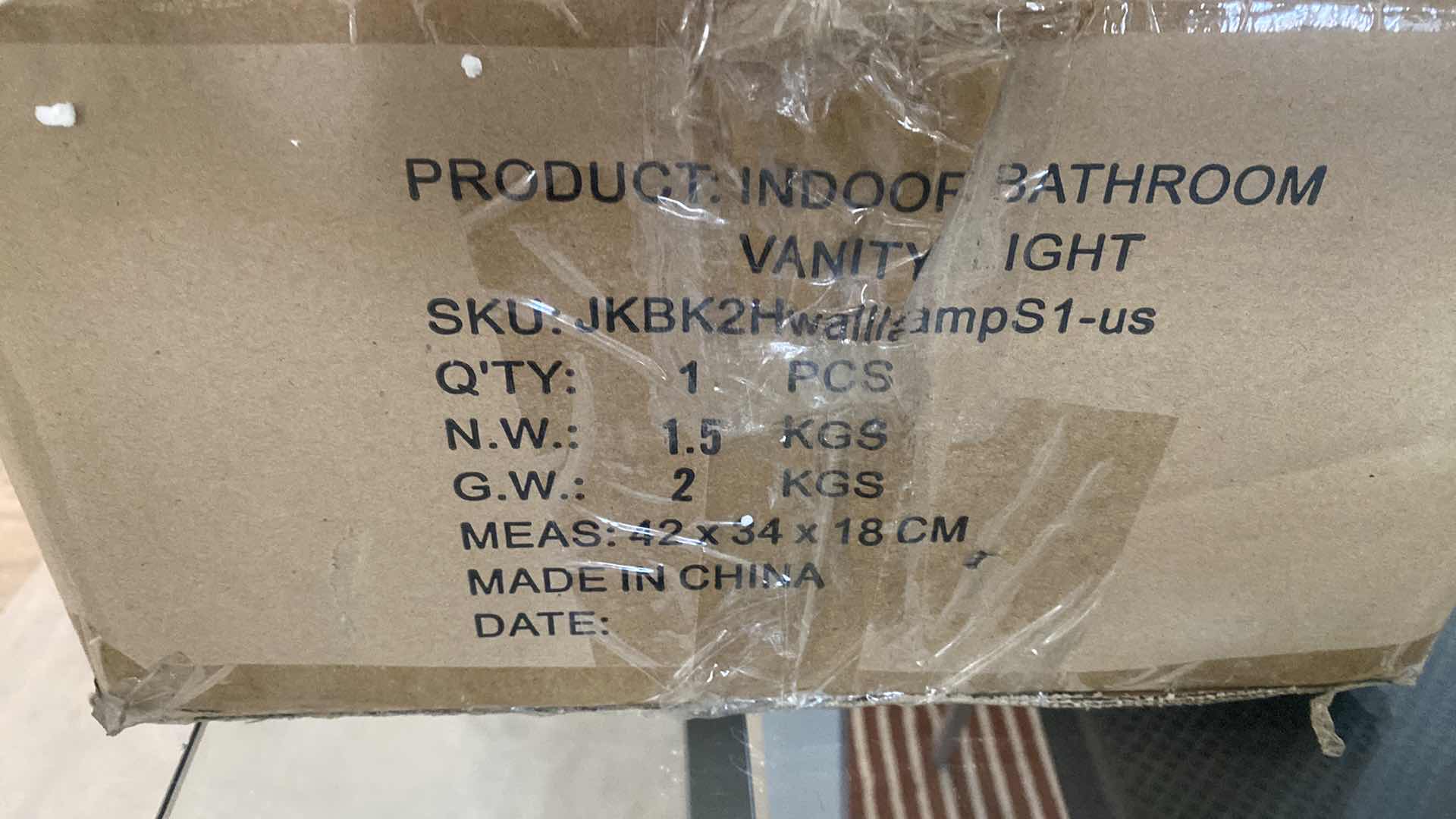 Photo 1 of NEW IN BOX INDOOR BLACK & CLEAR GLASS BATHROOM VANITY LIGHT