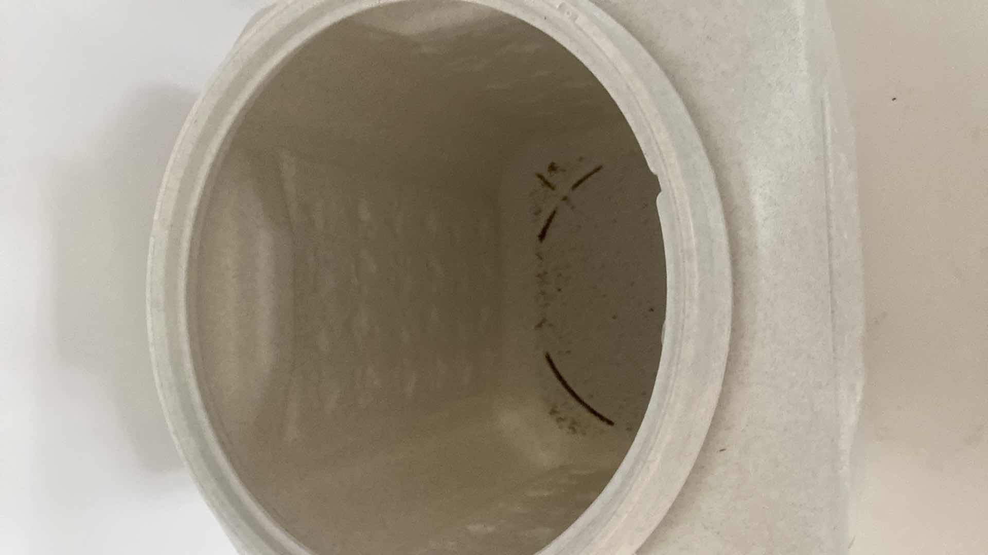 Photo 1 of LARGE GAMMA CONTAINER FOR PET FOOD 12” x 17”