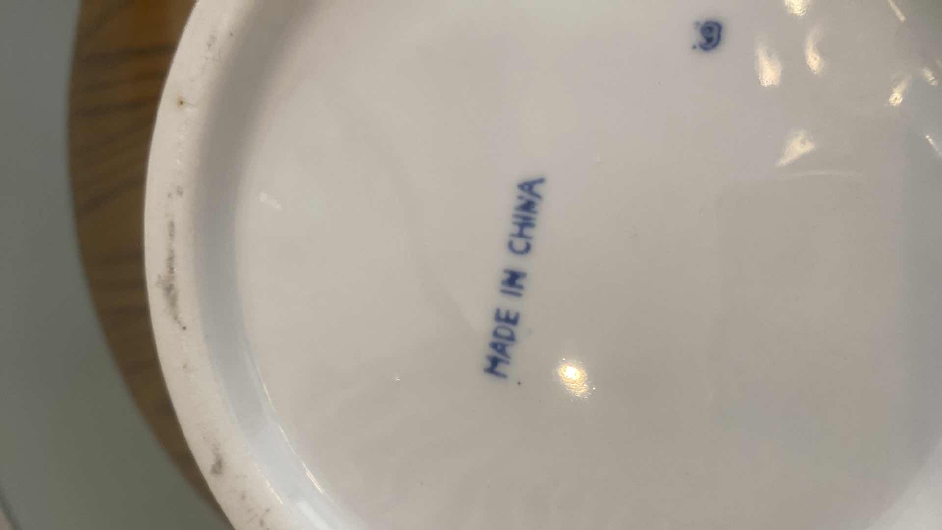 Photo 1 of BLUE & WHITE CHINESE CERAMIC GINGER JAR H16”