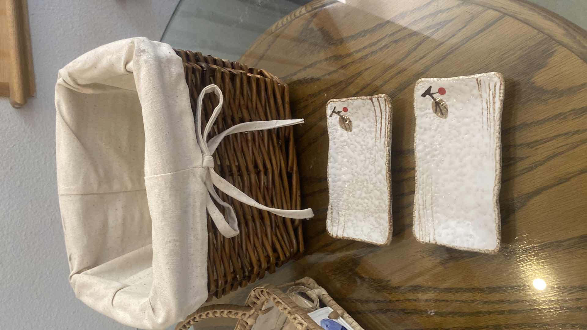 Photo 2 of 6 - HOME DECOR- BASKETS PLATE REAL FLORAL PLANT LARGEST BASKET 14” x 8 1/2”