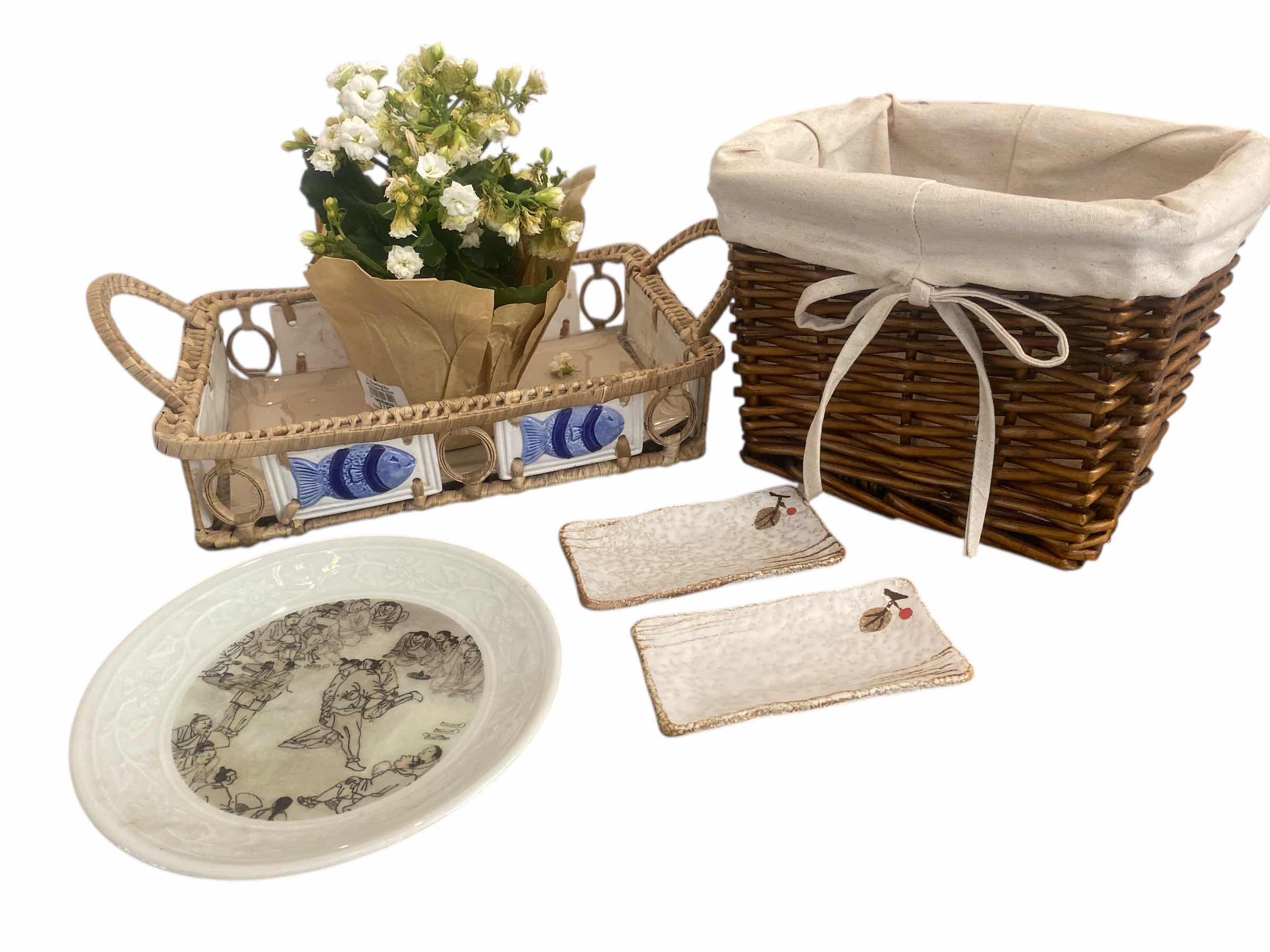 Photo 1 of 6 - HOME DECOR- BASKETS PLATE REAL FLORAL PLANT LARGEST BASKET 14” x 8 1/2”