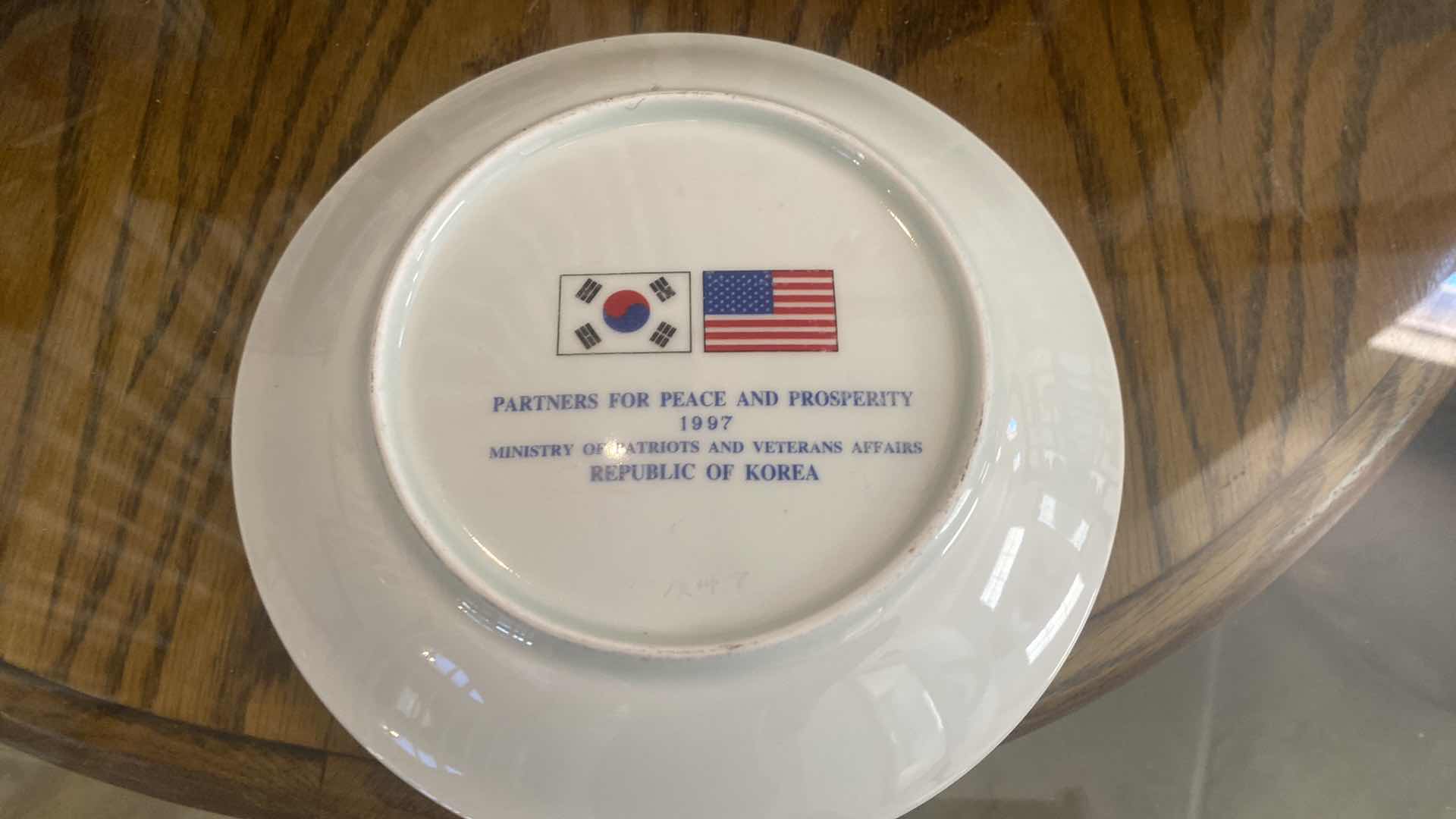 Photo 4 of 6 - HOME DECOR- BASKETS PLATE REAL FLORAL PLANT LARGEST BASKET 14” x 8 1/2”