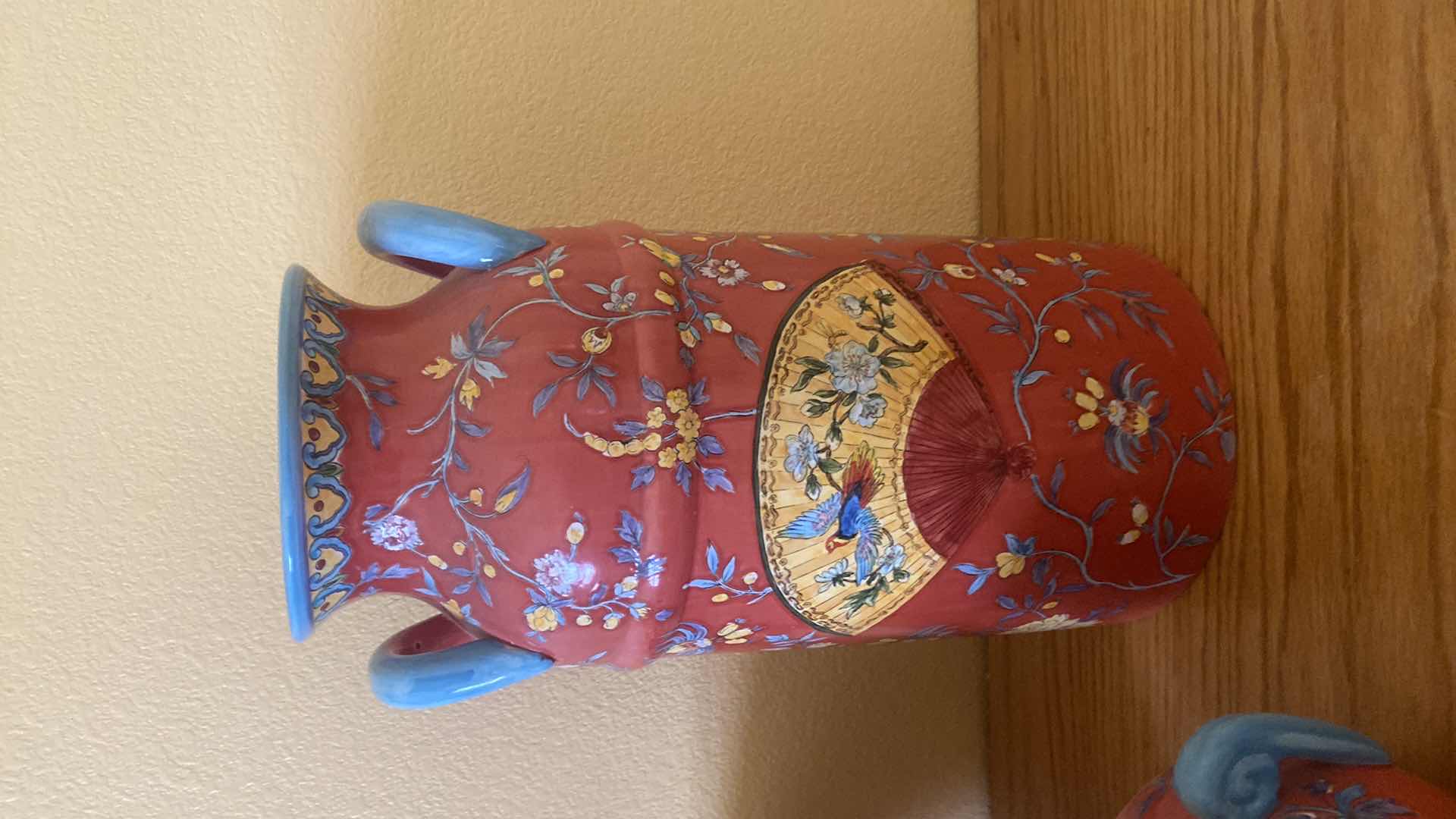 Photo 1 of 3 - CERAMIC POTS TALLEST 10” x 19”