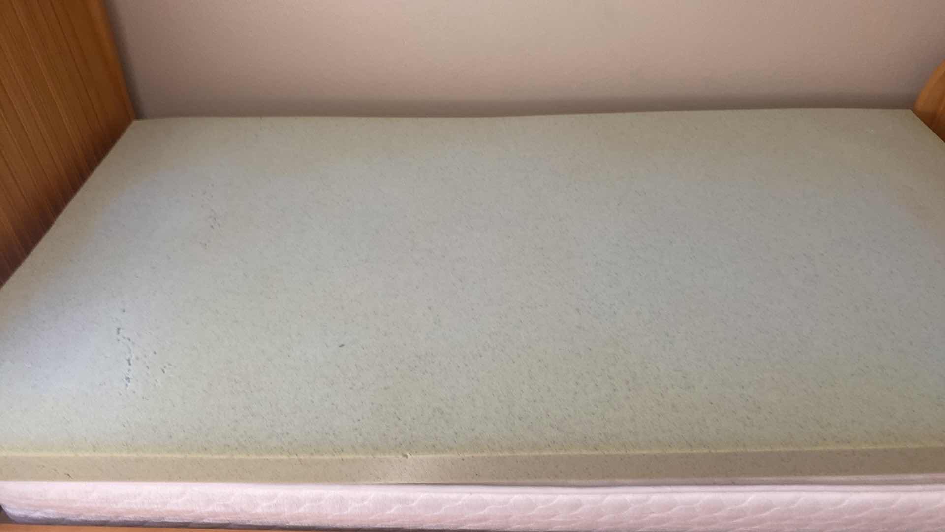 Photo 2 of FOAM BED PAD 38” x 76”