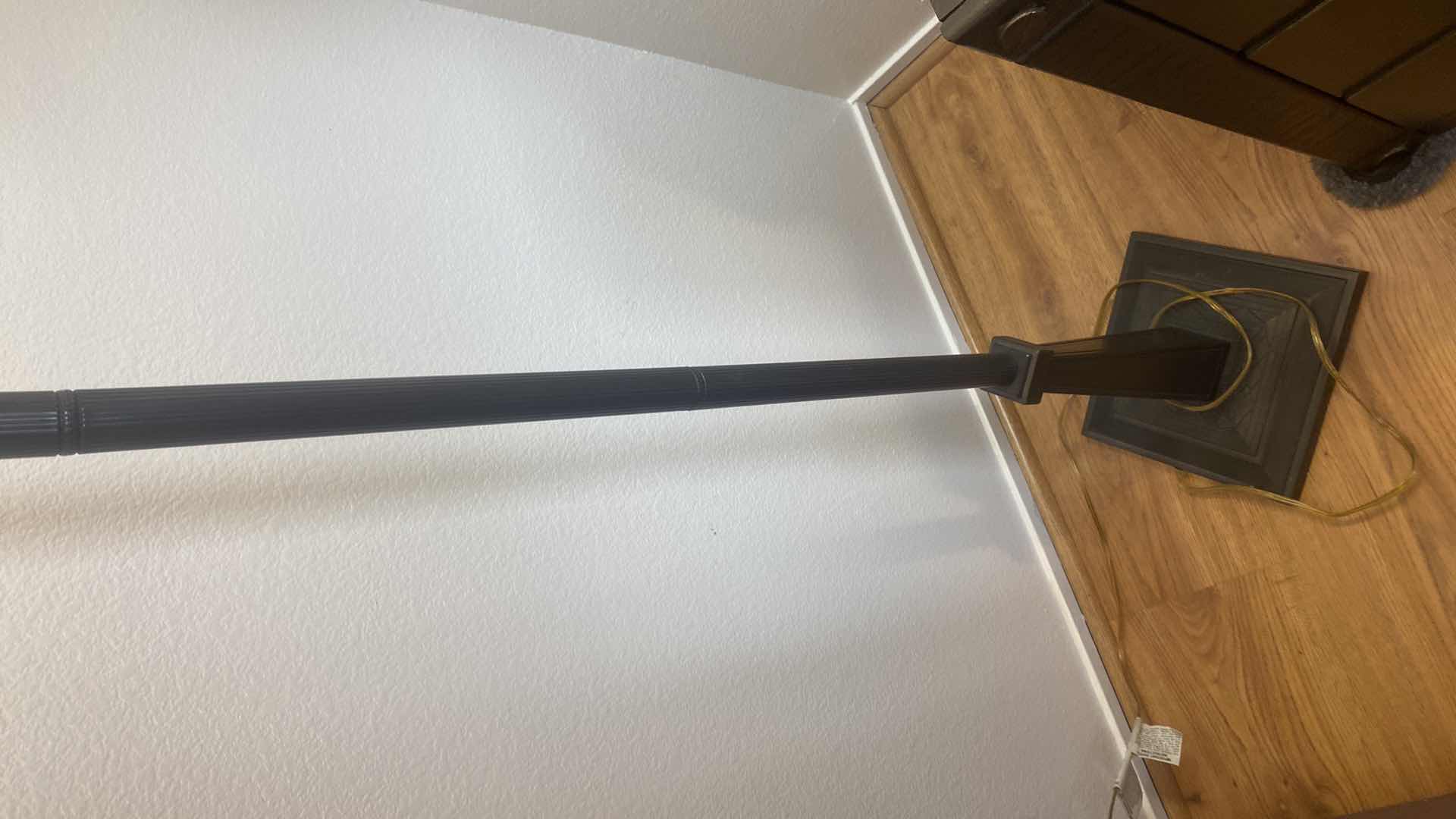 Photo 1 of RESIN STAIN GLASS LOOK TORCHIERE LAMP H72 1/2”