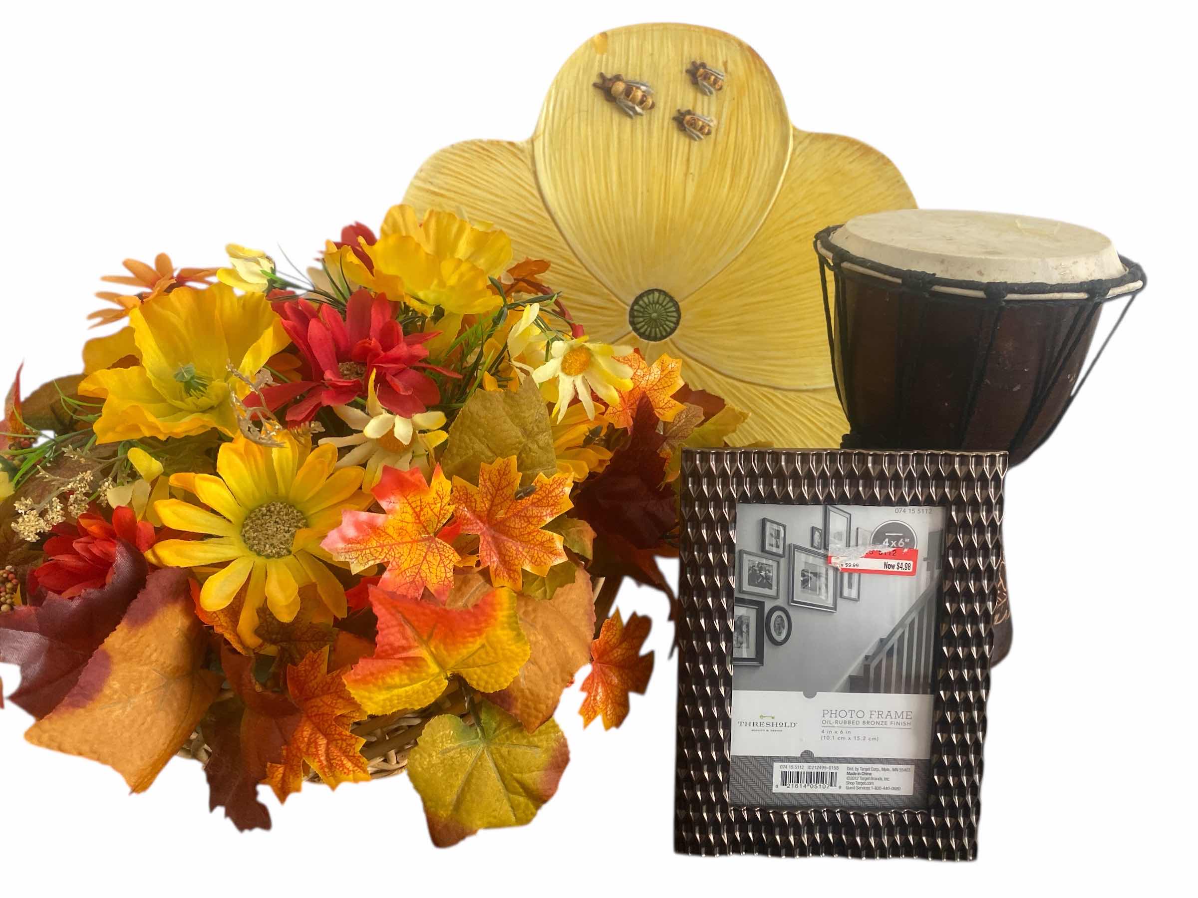 Photo 1 of PLATTER FAUX FLORAL PICTURE FRAME & DRUM H10”