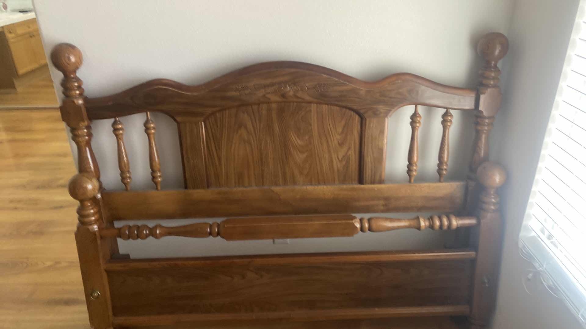 Photo 2 of BROYHILL OAK WOOD HEADBOARD & FOOTBOARD - SIDE RAILS MISSING - 64” x 49”