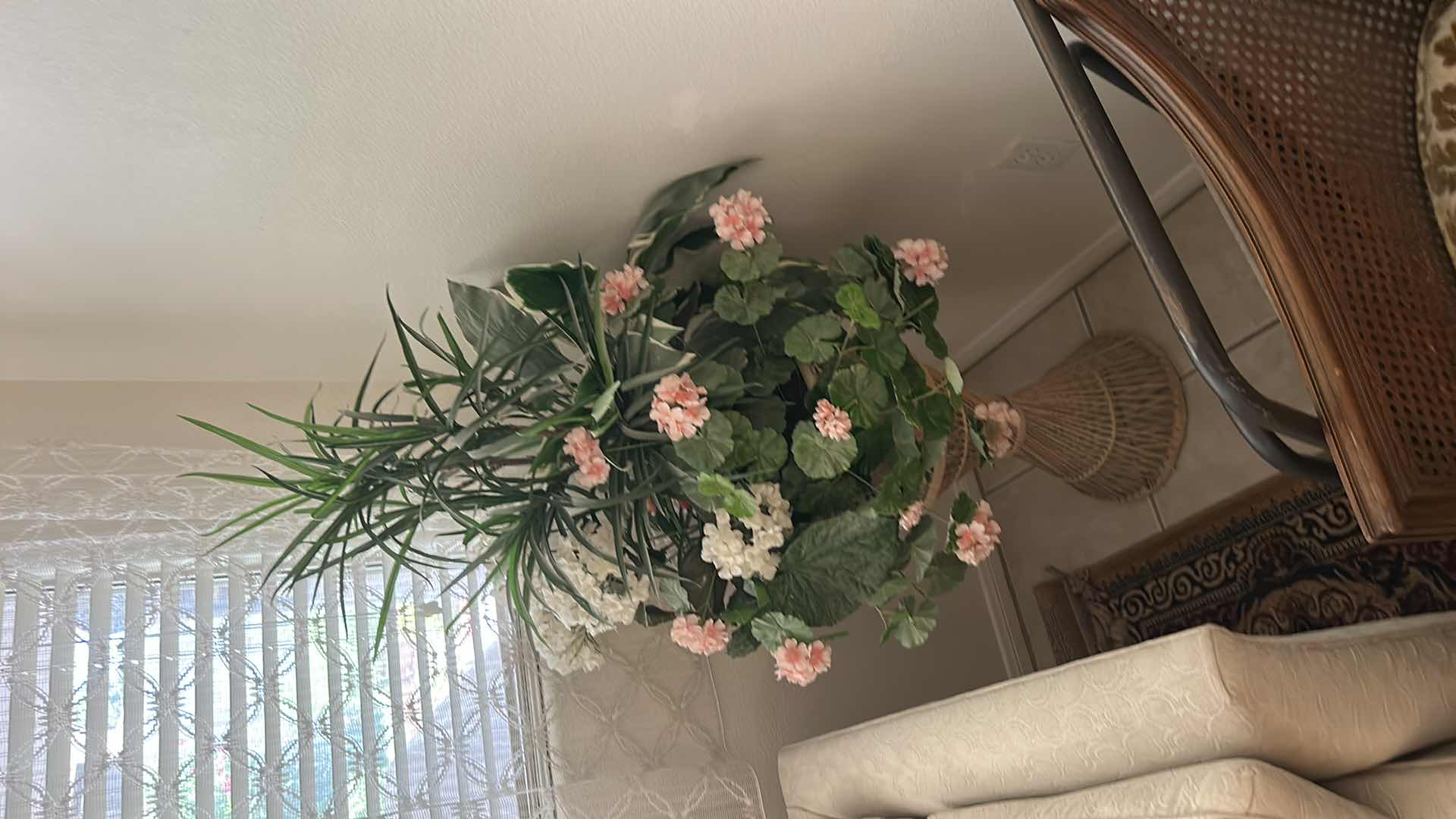 Photo 2 of FAUX FLORAL ARRANGEMENT IN WOVEN VASE H5’