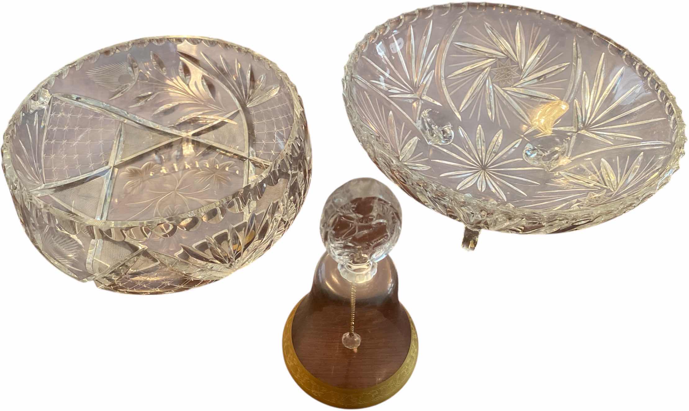 Photo 1 of 2 - CRYSTAL BOWLS & BELL H6”