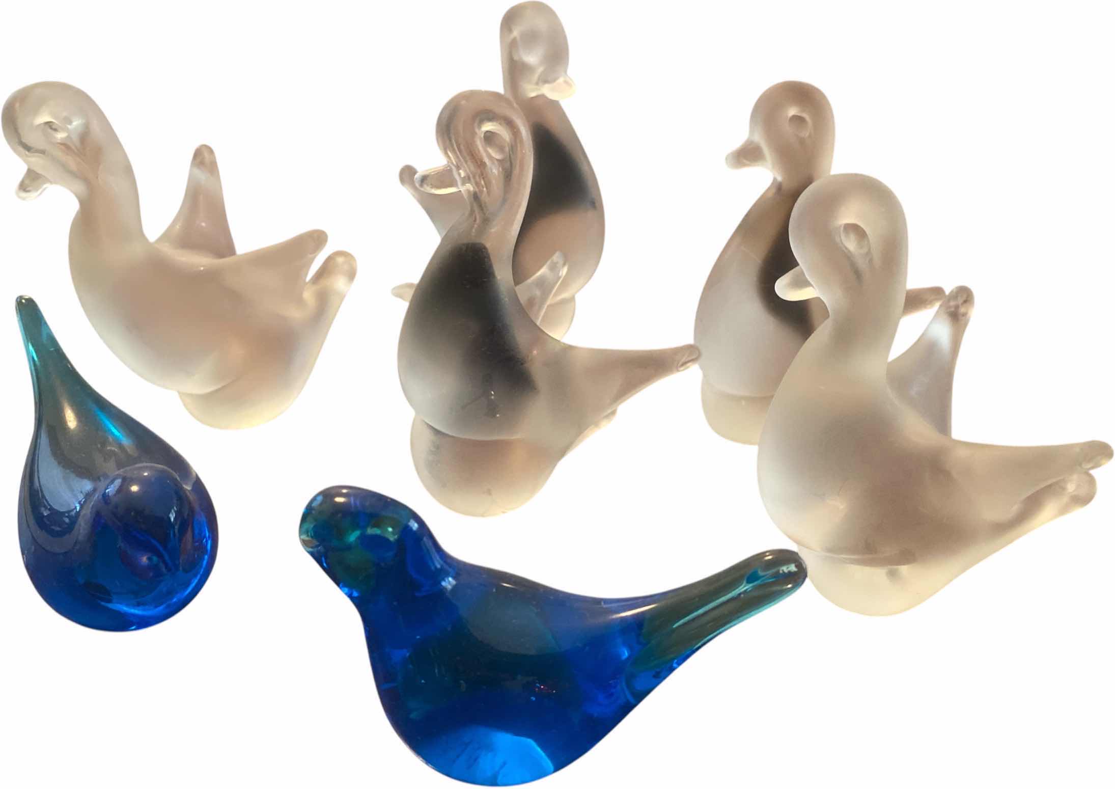Photo 1 of 7 FROSTED GLASS DUCKS & BLUE GLASS  BIRDS H3 1/2”