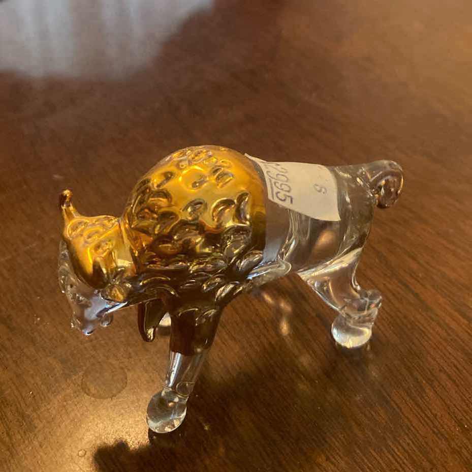 Photo 1 of BROWN GLASS PUNCHBOWL & BULL LARGEST H4”