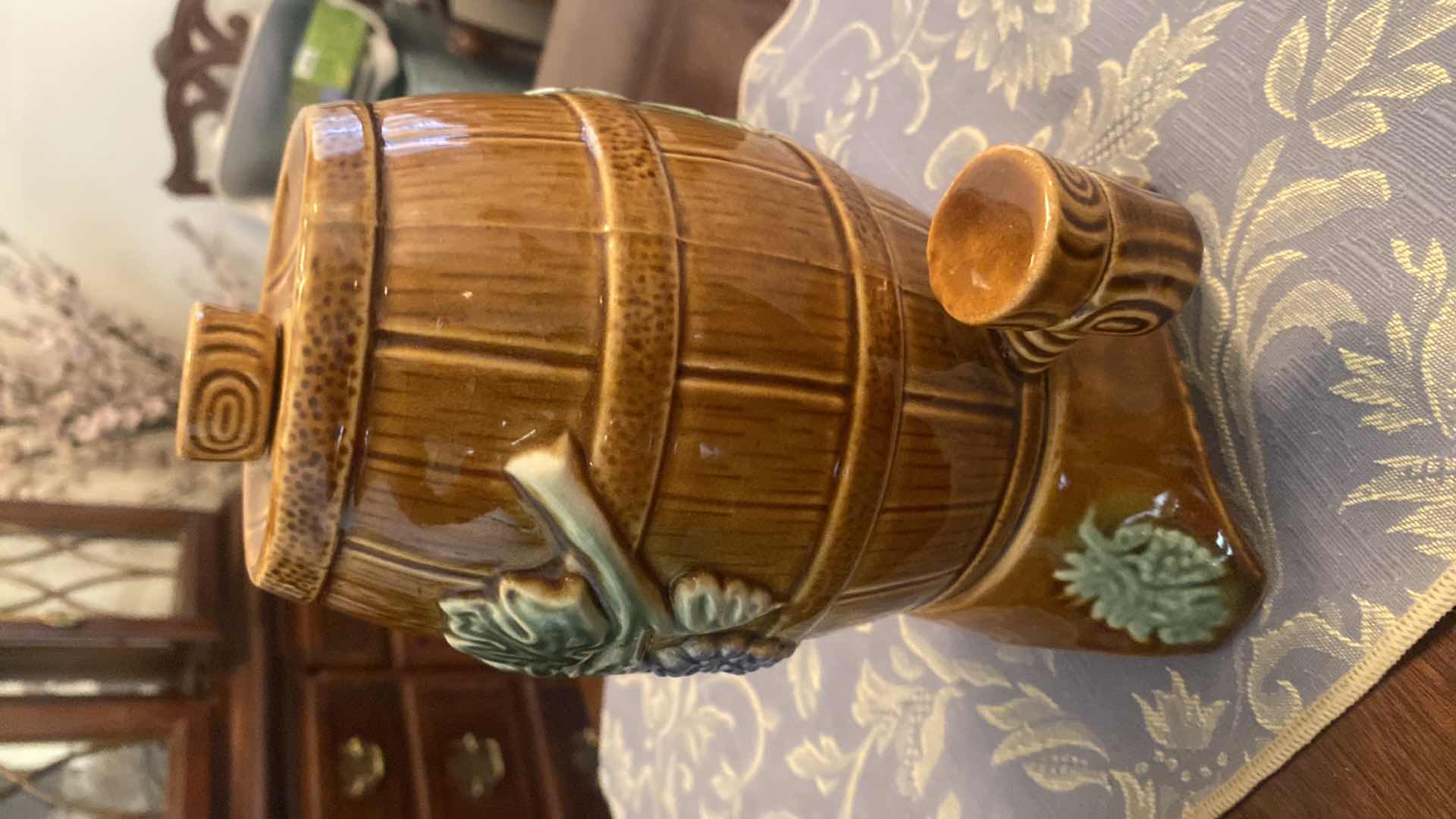 Photo 3 of CERAMIC BARREL PITCHER W/ 3 CUPS H9”