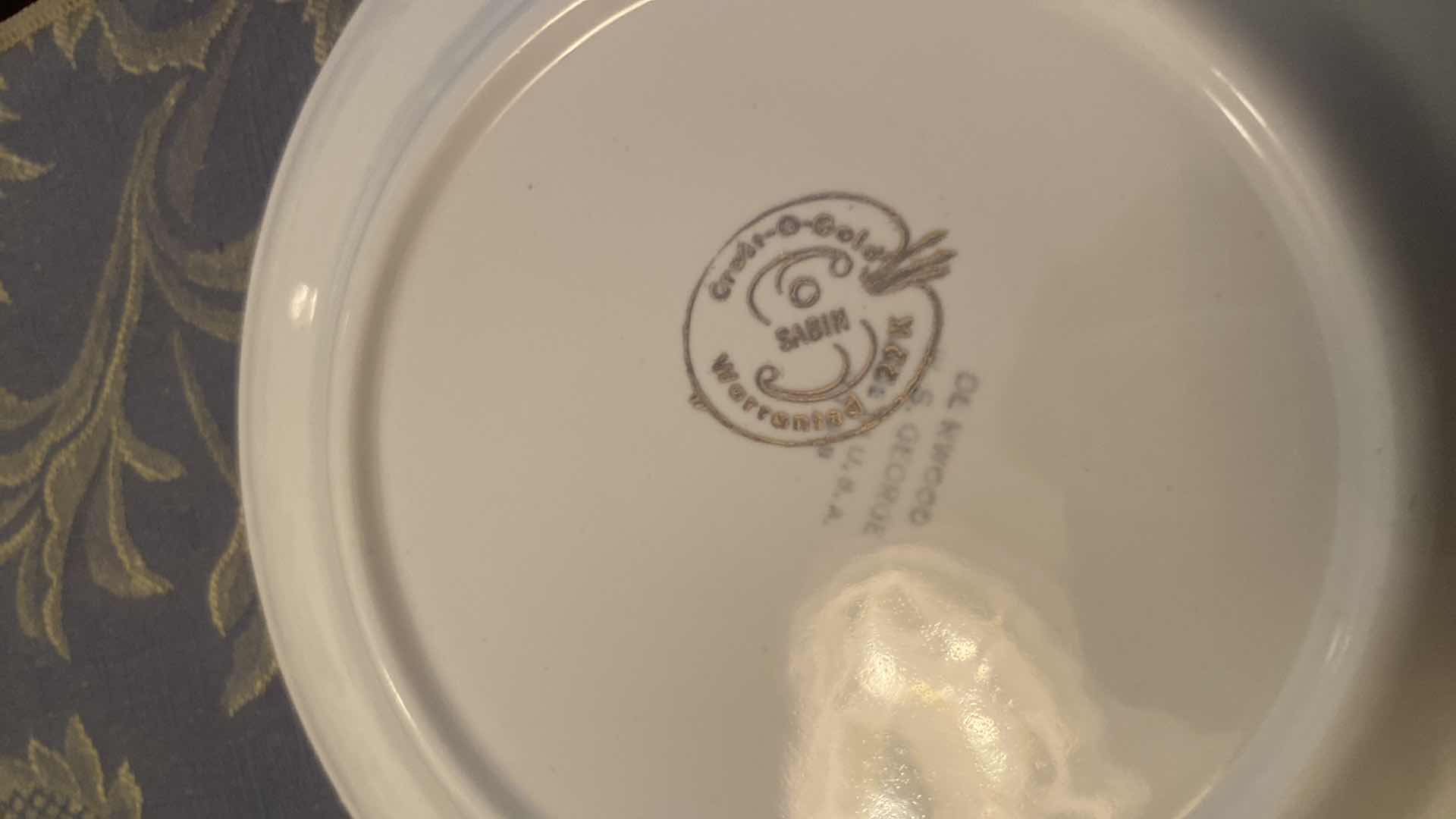 Photo 6 of 2 TEA CUPS & 4 COLLECTOR PLATES 8”