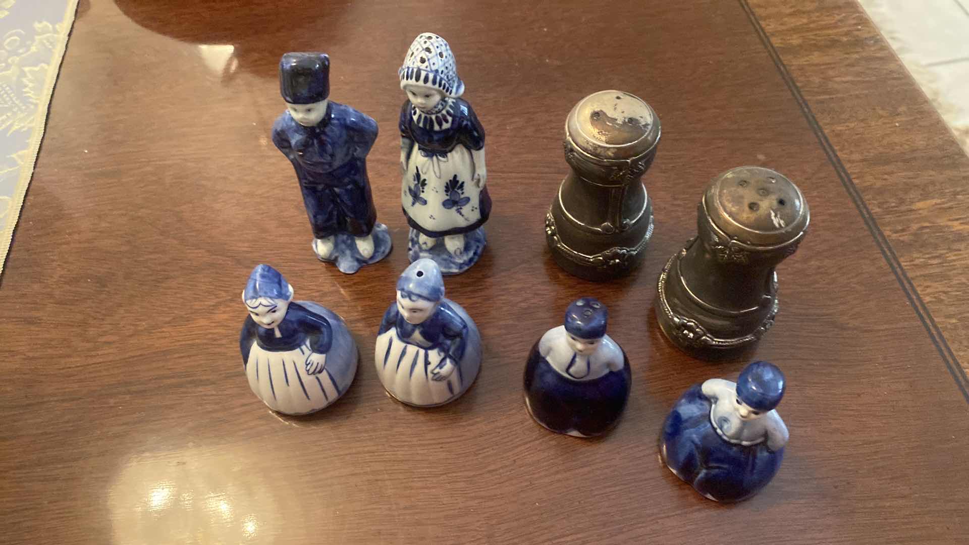 Photo 1 of 4 SETS SALT & PEPPER SHAKERS
