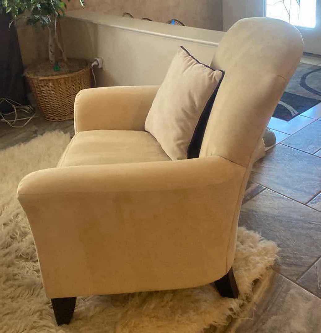 Photo 1 of FLEXSTEEL OCCASIONAL CHAIR