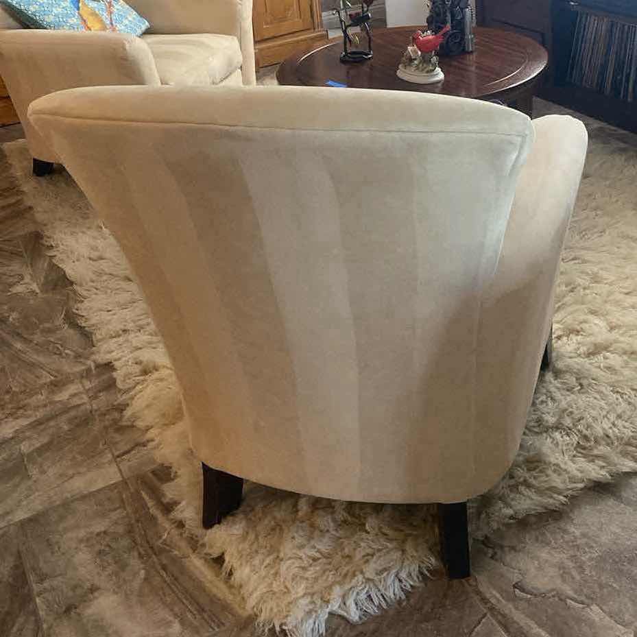 Photo 1 of FLEXSTEEL OCCASIONAL CHAIR