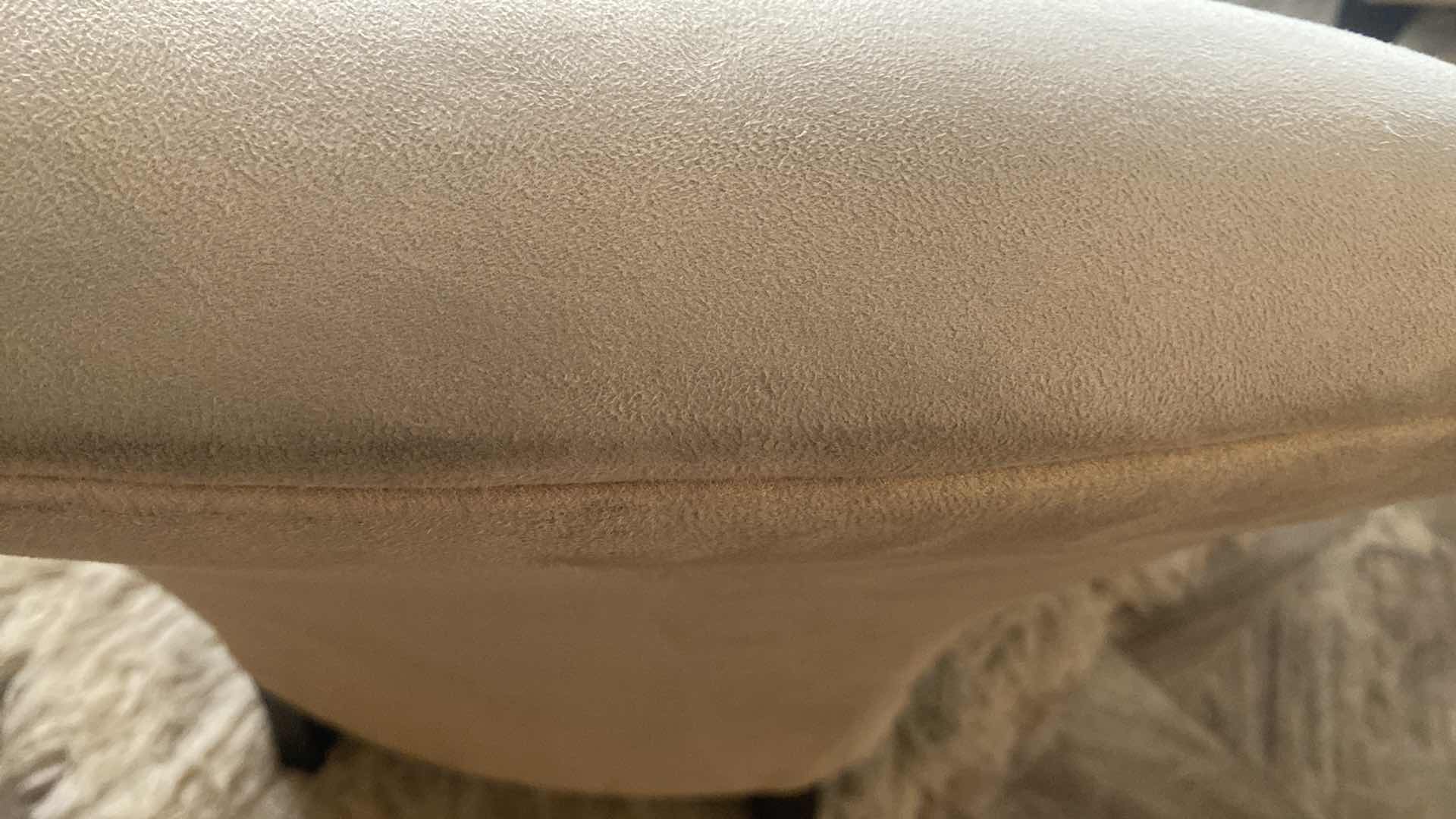 Photo 1 of FLEXSTEEL OCCASIONAL CHAIR