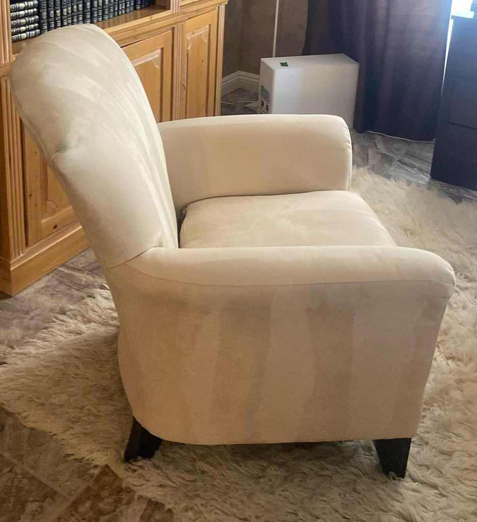 Photo 1 of FLEXSTEEL OCCASIONAL CHAIR