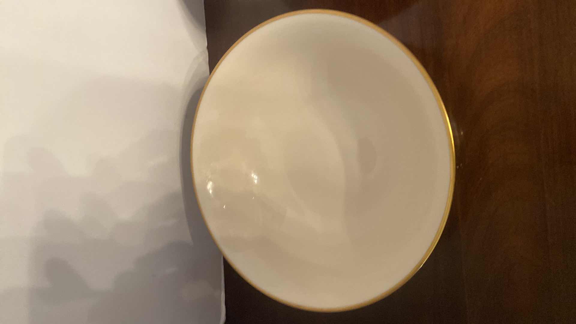 Photo 1 of 2 - AVON LENOX BOWLS 9 1/4”