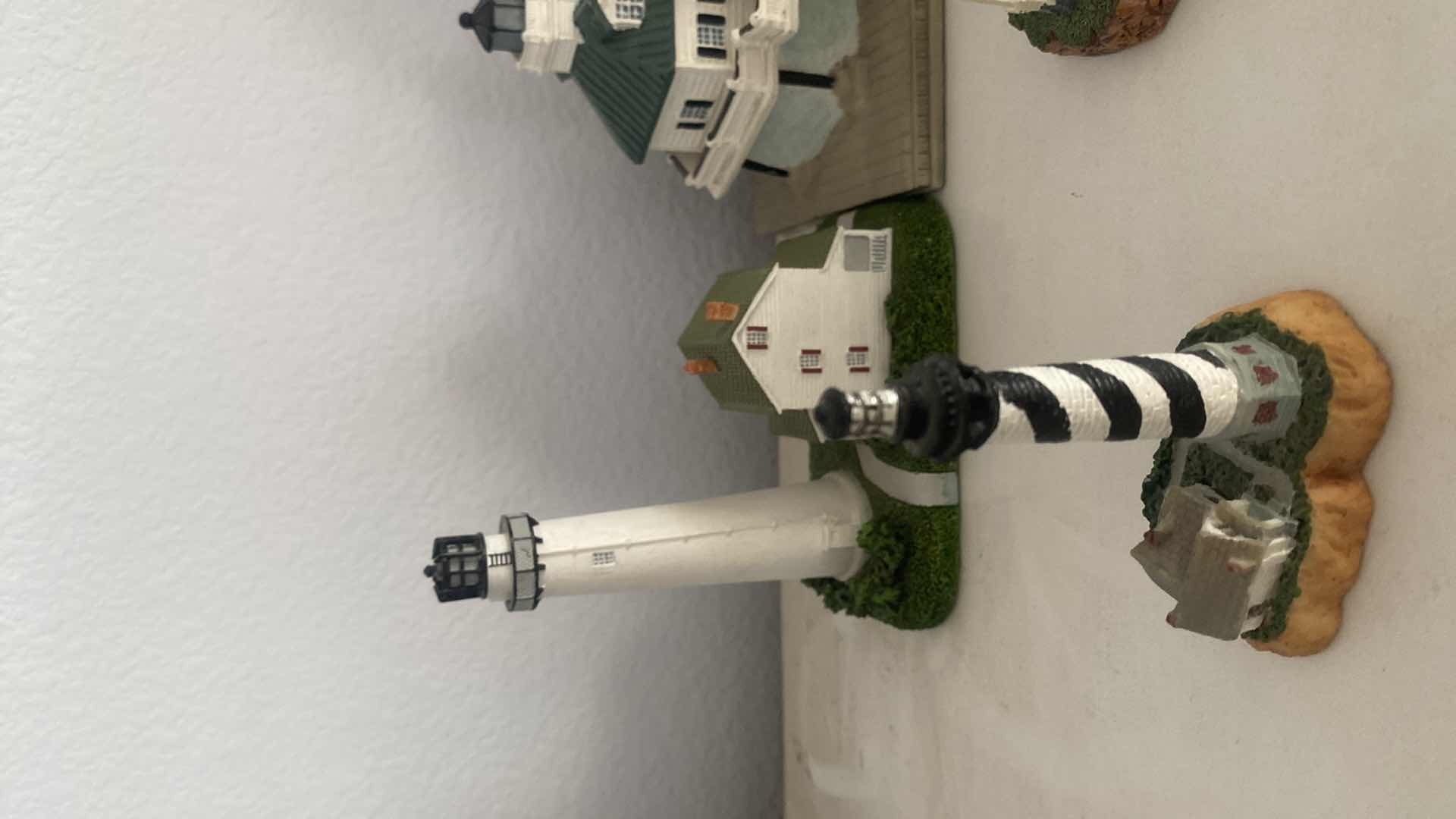 Photo 1 of 7 - LIGHT HOUSES TALLEST 5”
