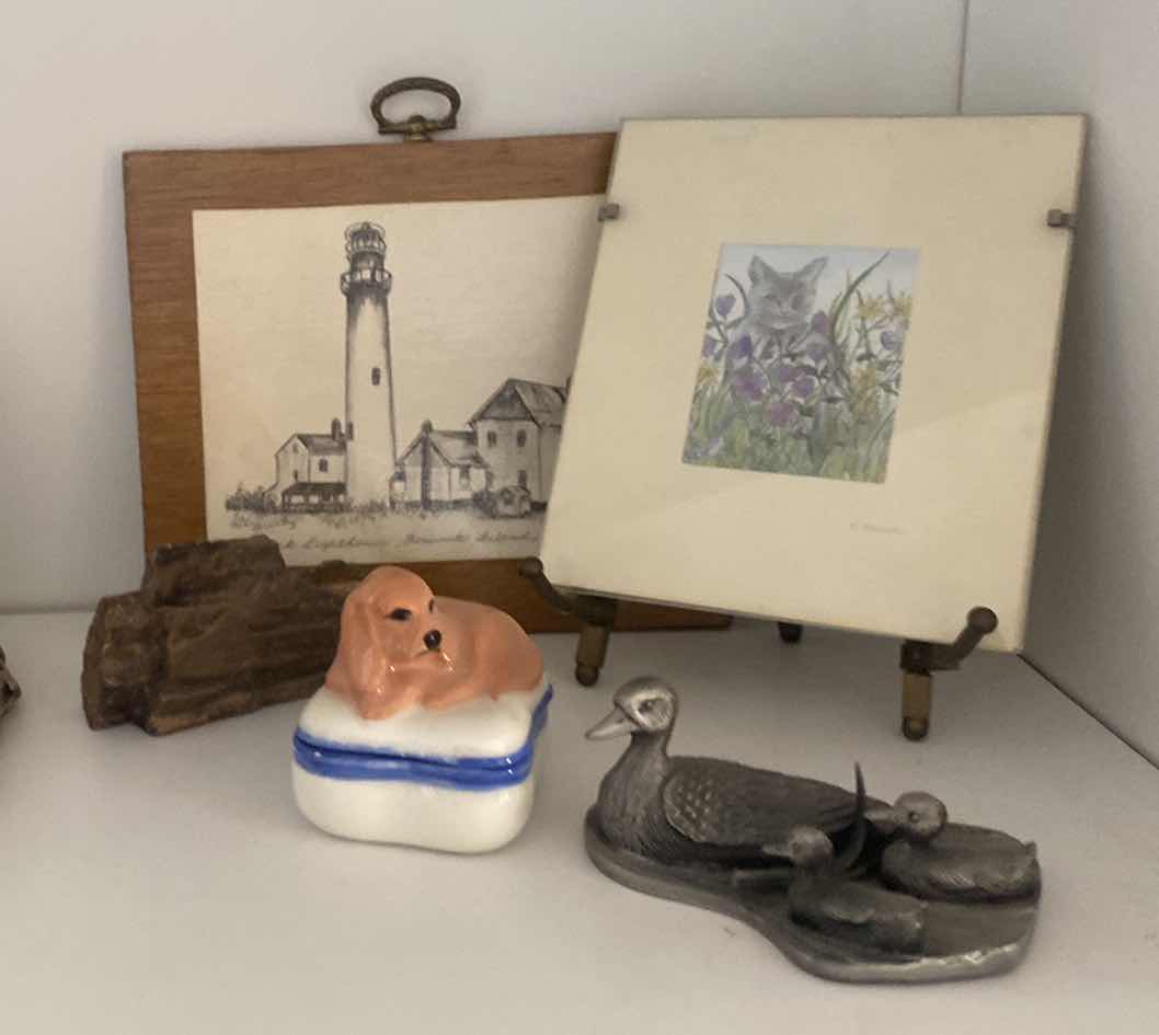 Photo 1 of 5 - TRINKETS - BOX WITH DOG, LIGHT HOUSE PLAQUE & MORE LARGEST 6 1/2” x 5 1/2”