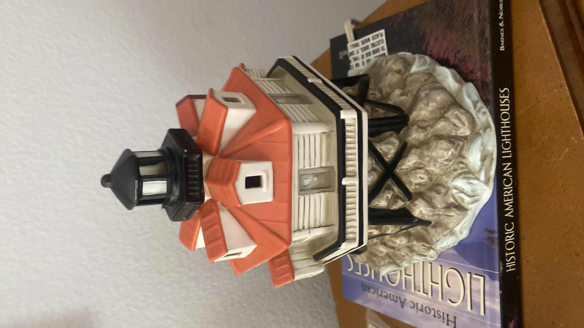 Photo 1 of 3 - LIGHT HOUSES FISHING CAT & BOOK LARGEST 6” x 8”