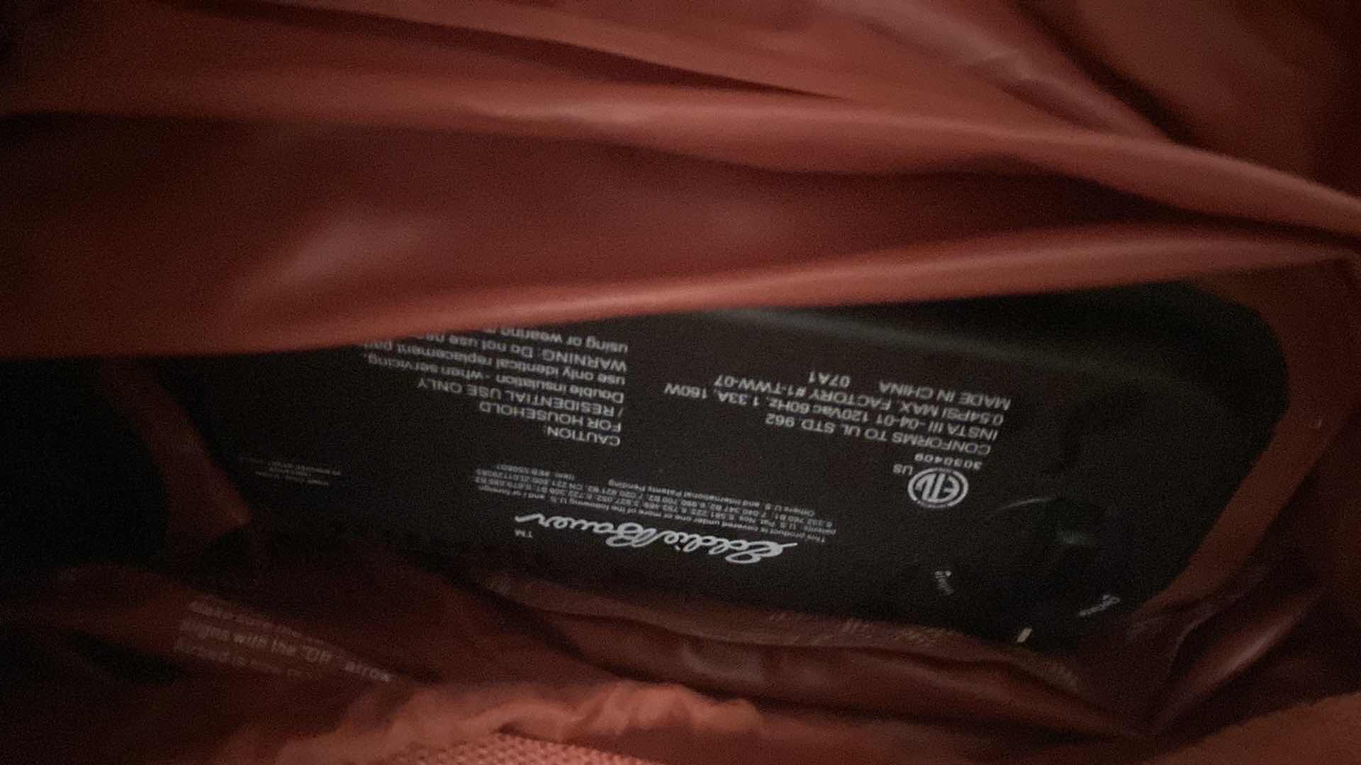 Photo 6 of 5 - SHELFS LINENS - PILLOWS, AIR BED & BLANKETS QUILTS