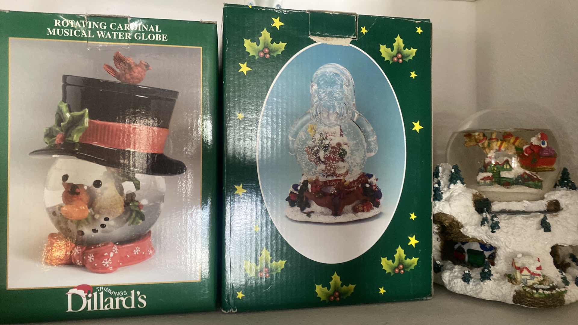 Photo 1 of 5 - SNOW GLOBES & 1 SILVER SPHERE