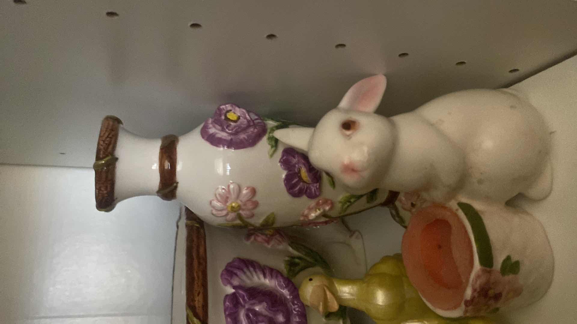 Photo 1 of 9 - EASTER DECOR & BOWL 9 1/2”