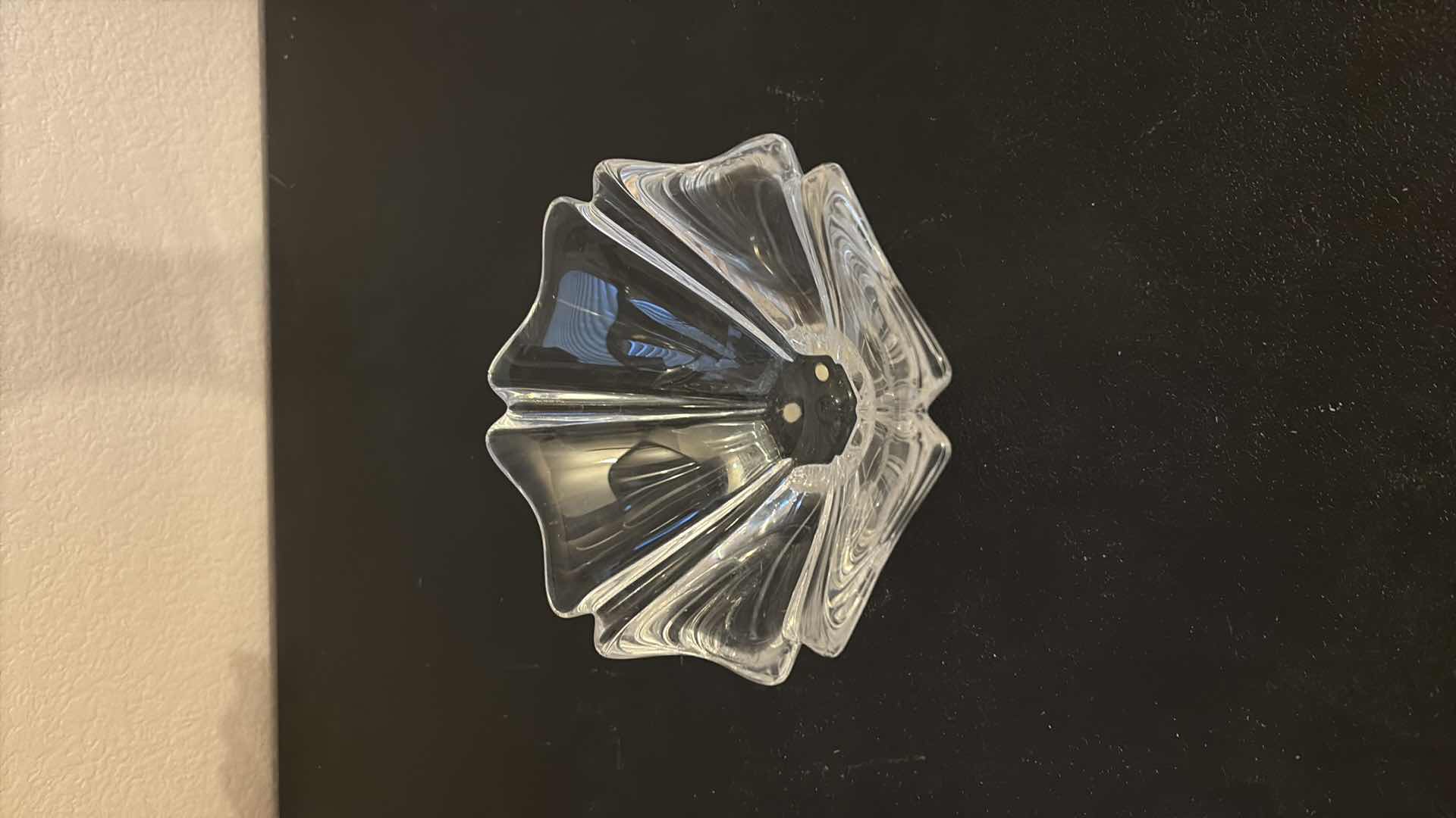 Photo 1 of ORREFORS SWEDEN LEAD CRYSTAL 3.5”X6”H