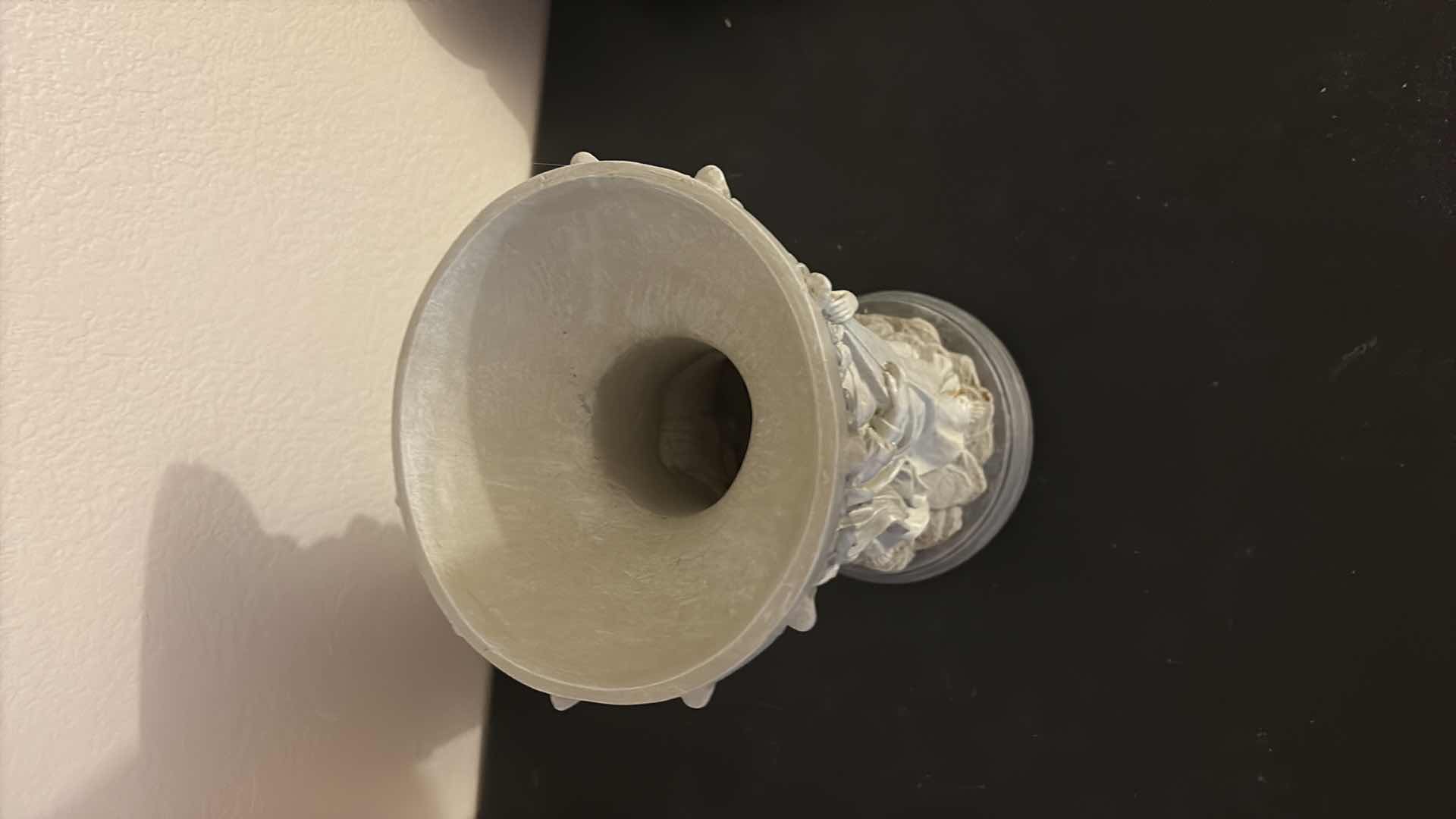 Photo 4 of ROMAN GODDESS STATUE 7”x11”H