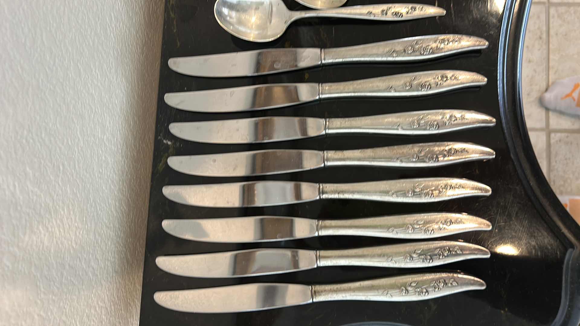 Photo 2 of 39 PC STAINLESS SILVERWARE