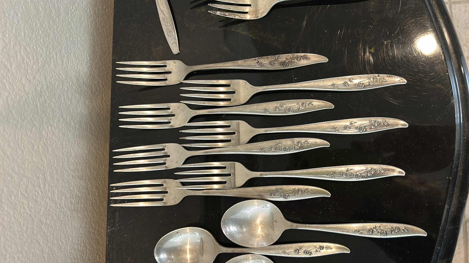 Photo 4 of 39 PC STAINLESS SILVERWARE
