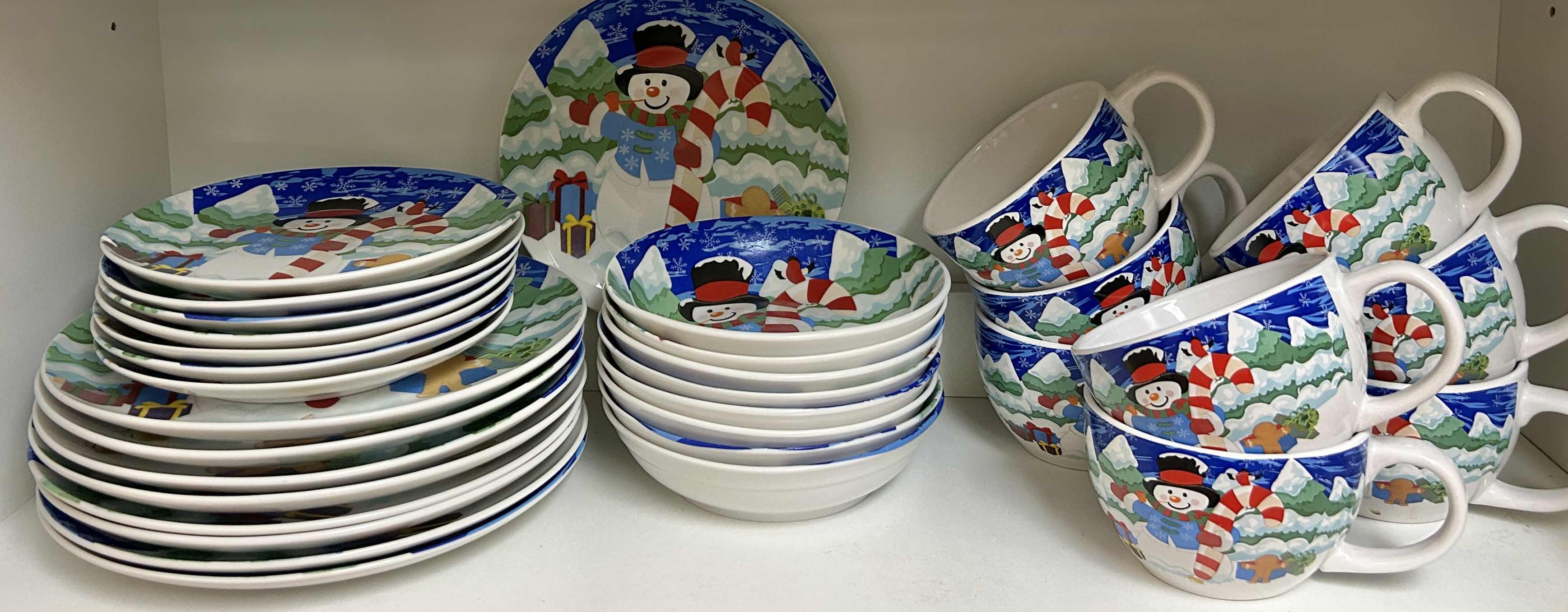 Photo 1 of 32 PC- CHRISTMAS PLATES, BOWLS AND MUGS