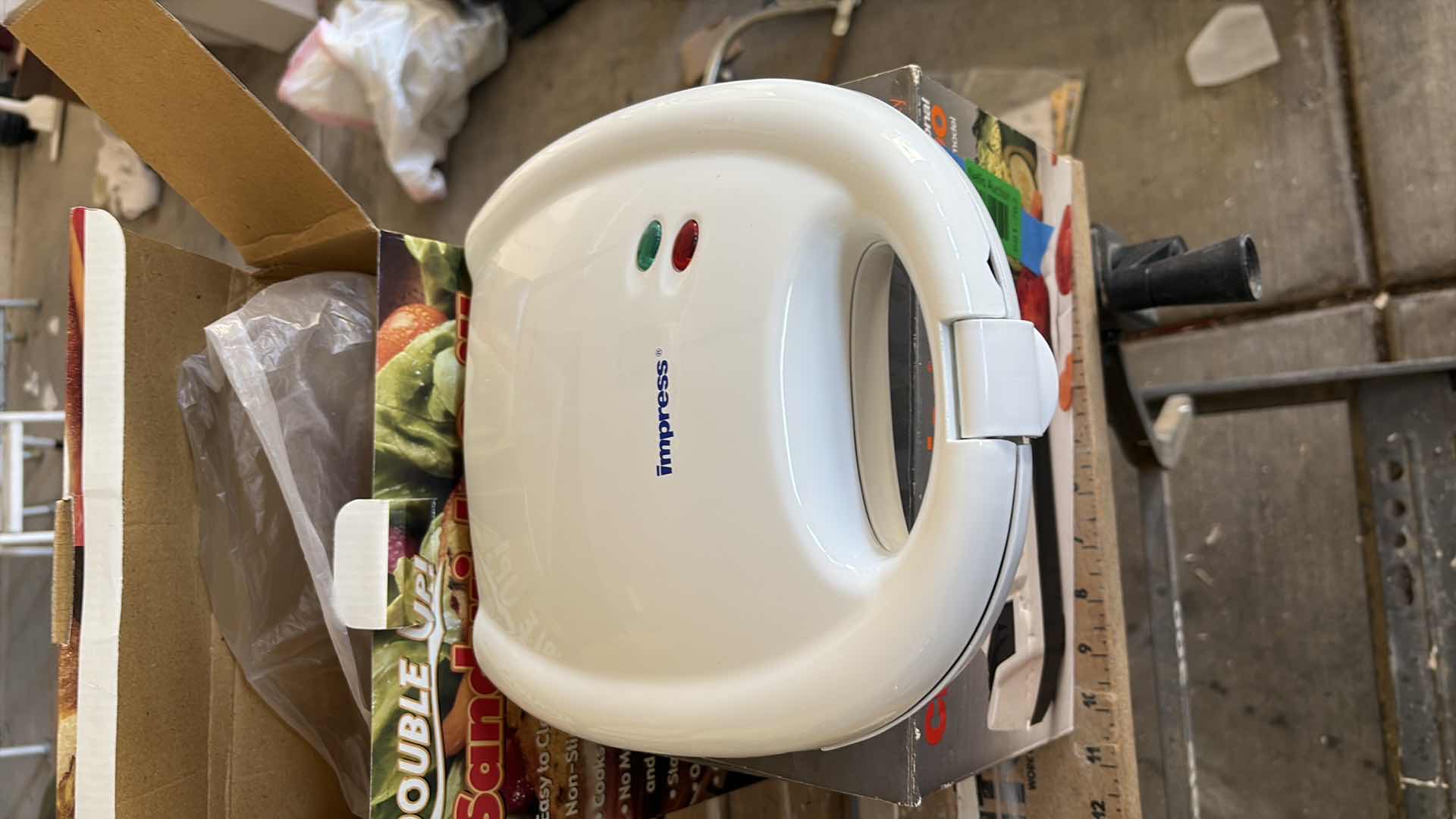 Photo 3 of CHEFS CHOICE KNIFE SHARPENER AND SANDWICH GRILL