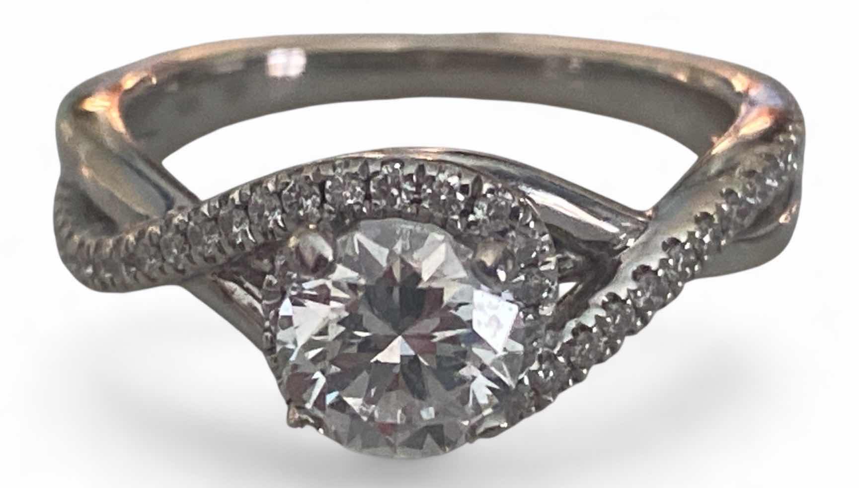 Photo 1 of 14K WHITE GOLD .80cwt CENTER DIAMOND w 0.50 cwt SIDE DIAMOND RING SIZE 6 3/4 4.8G #18B