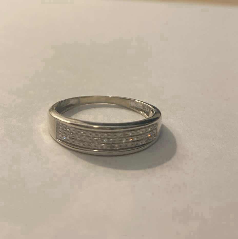 Photo 1 of 10K WHITE GOLD .50ctw DIAMOND BAND RING 2.3G SIZE 8 1/2  #39