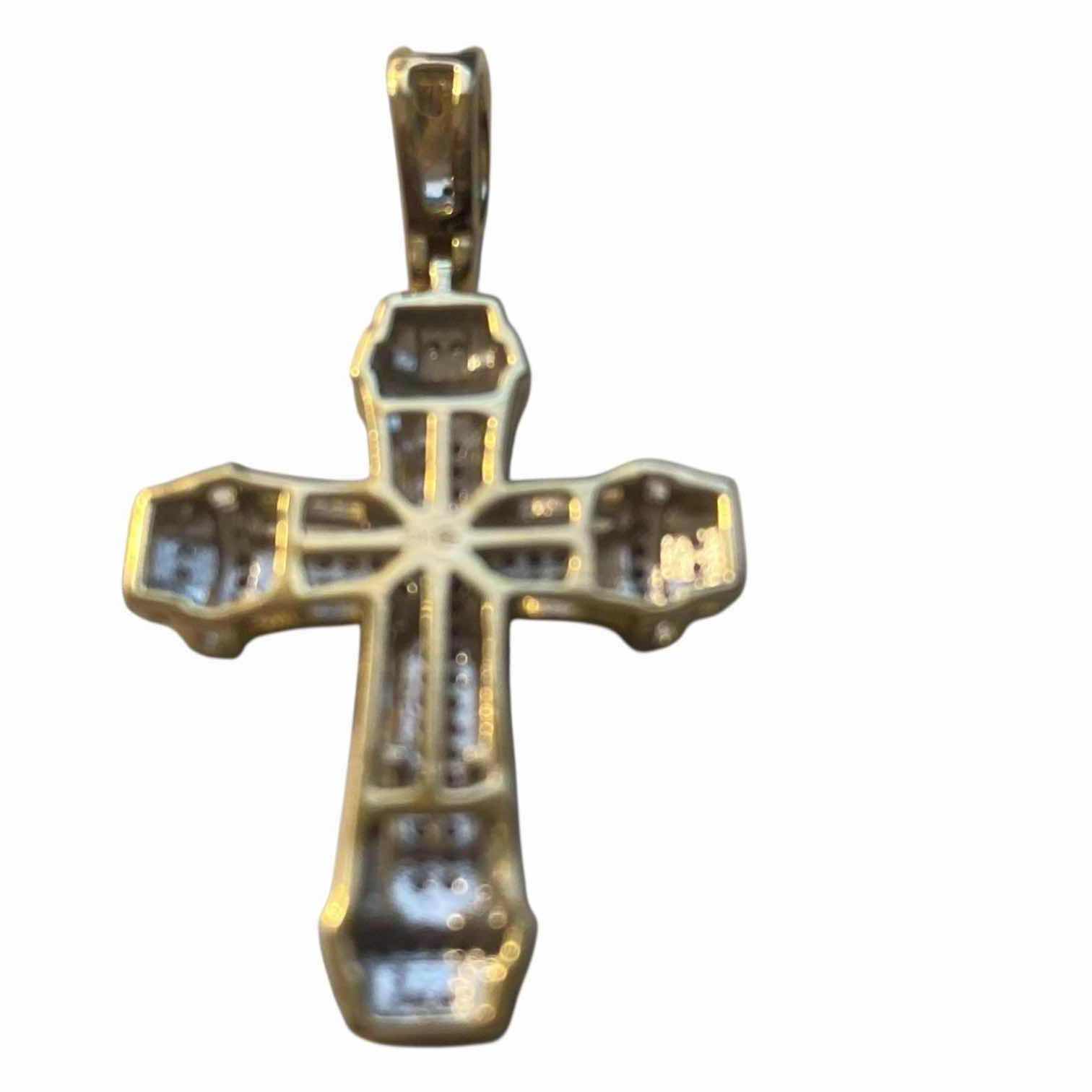 Photo 1 of 10K YELLOW GOLD 0.25ctw DIAMOND CROSS PENDANT 3.6G OVERALL SIZE 1 1/2” #38