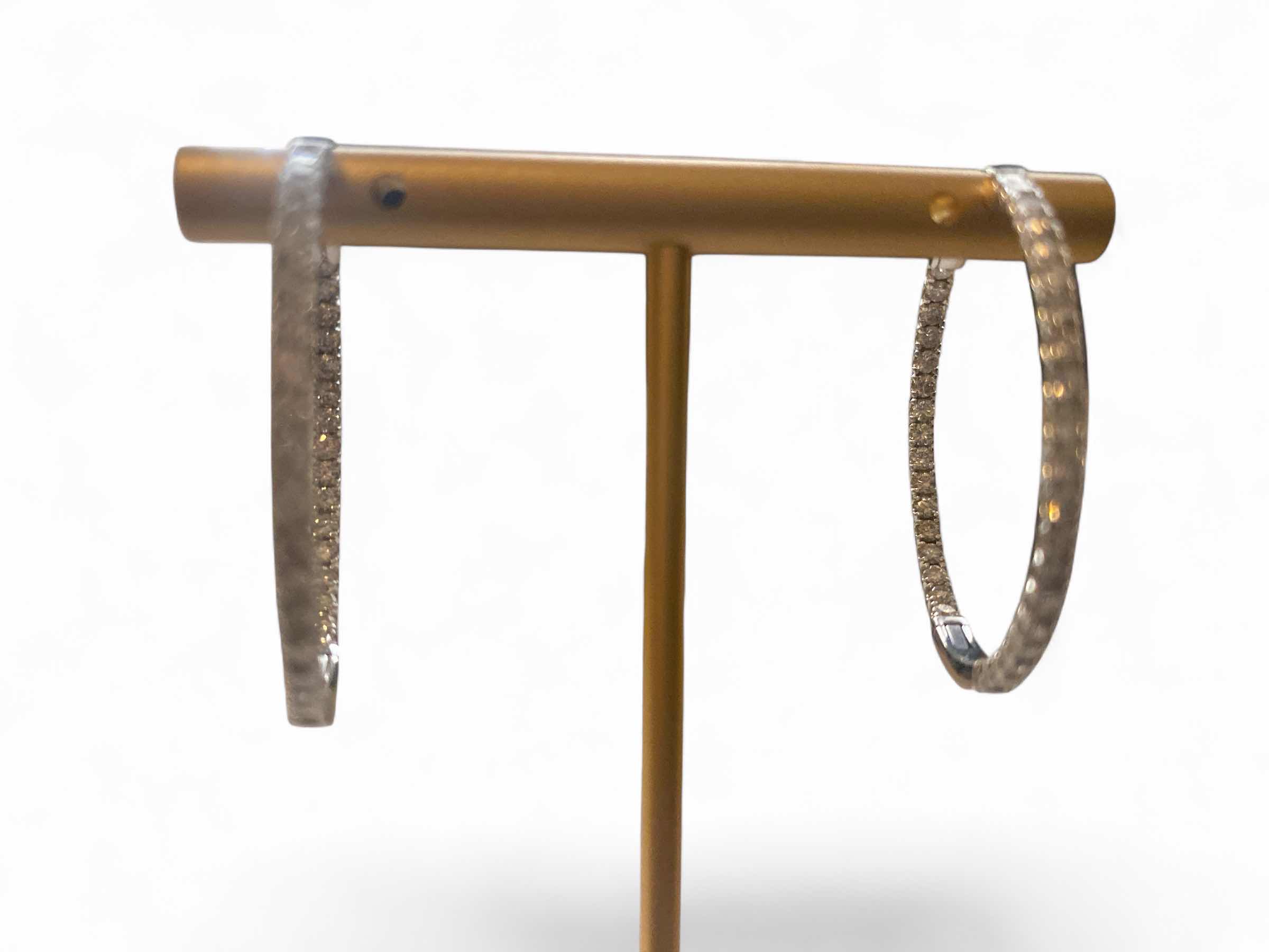 Photo 1 of 14K WHITE GOLD w 2.7cwt DIAMOND HOOP EARRINGS 7.5 TTL G #1