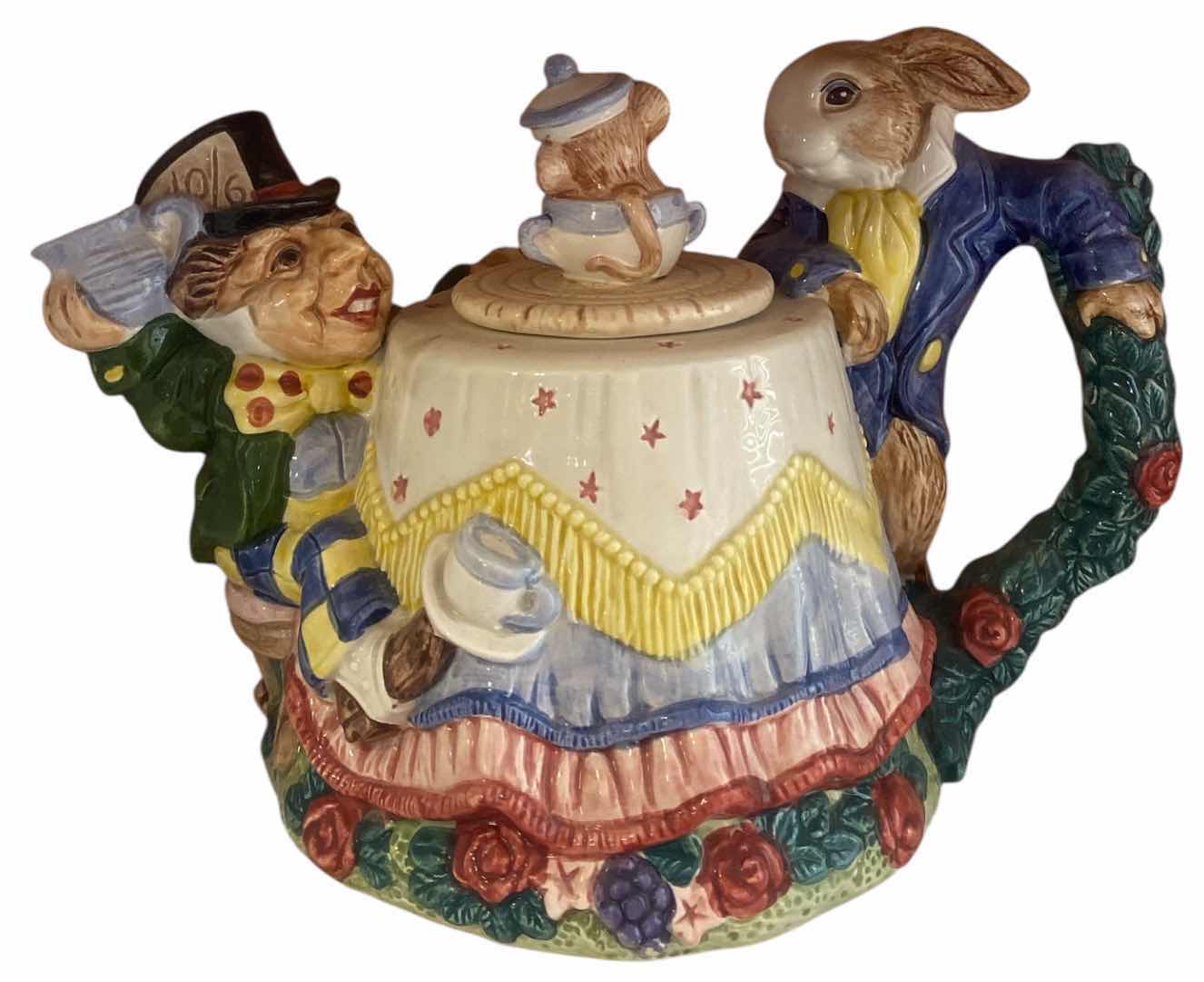 Photo 1 of 1992 FITZ & FLOYD ALICE IN WONDERLAND TEA POT COLLECTABLE
