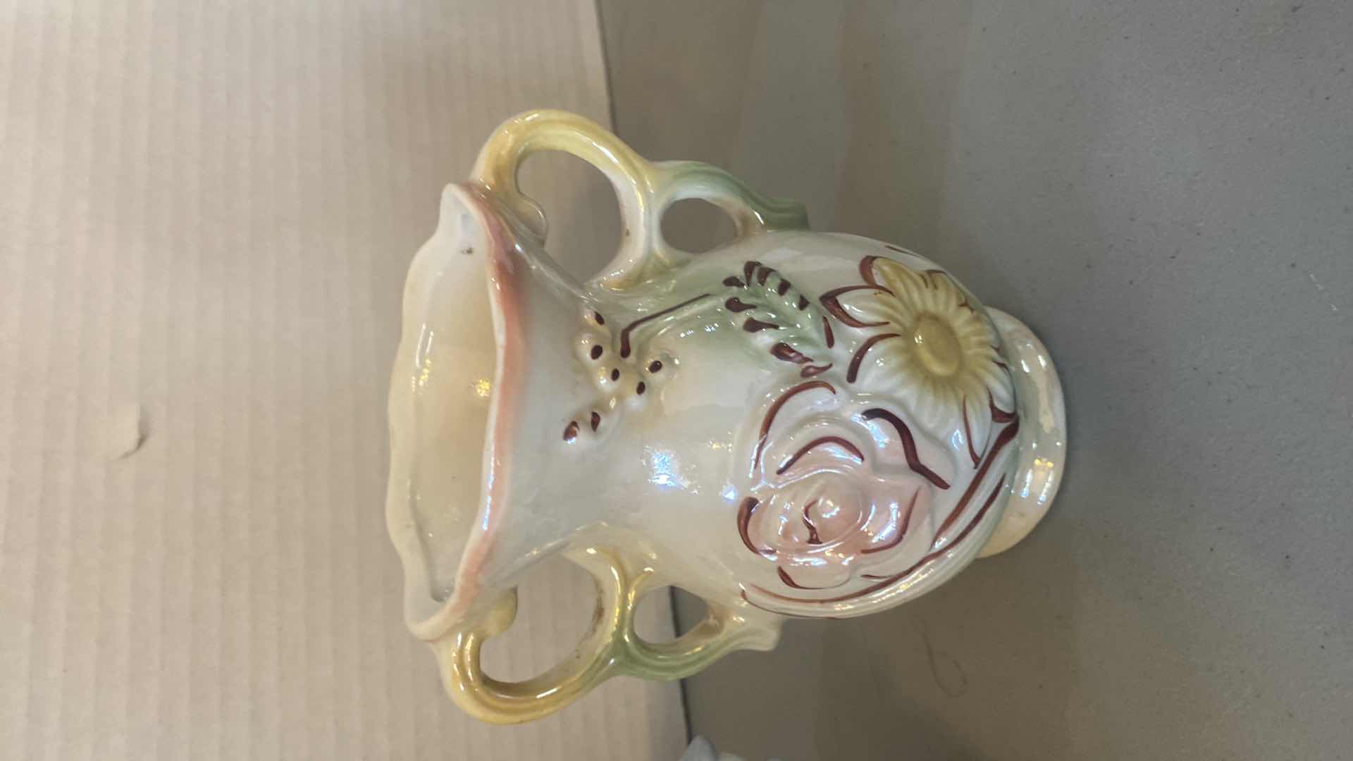 Photo 1 of 3 - PORCELAIN VASES & FIGURINES H5”