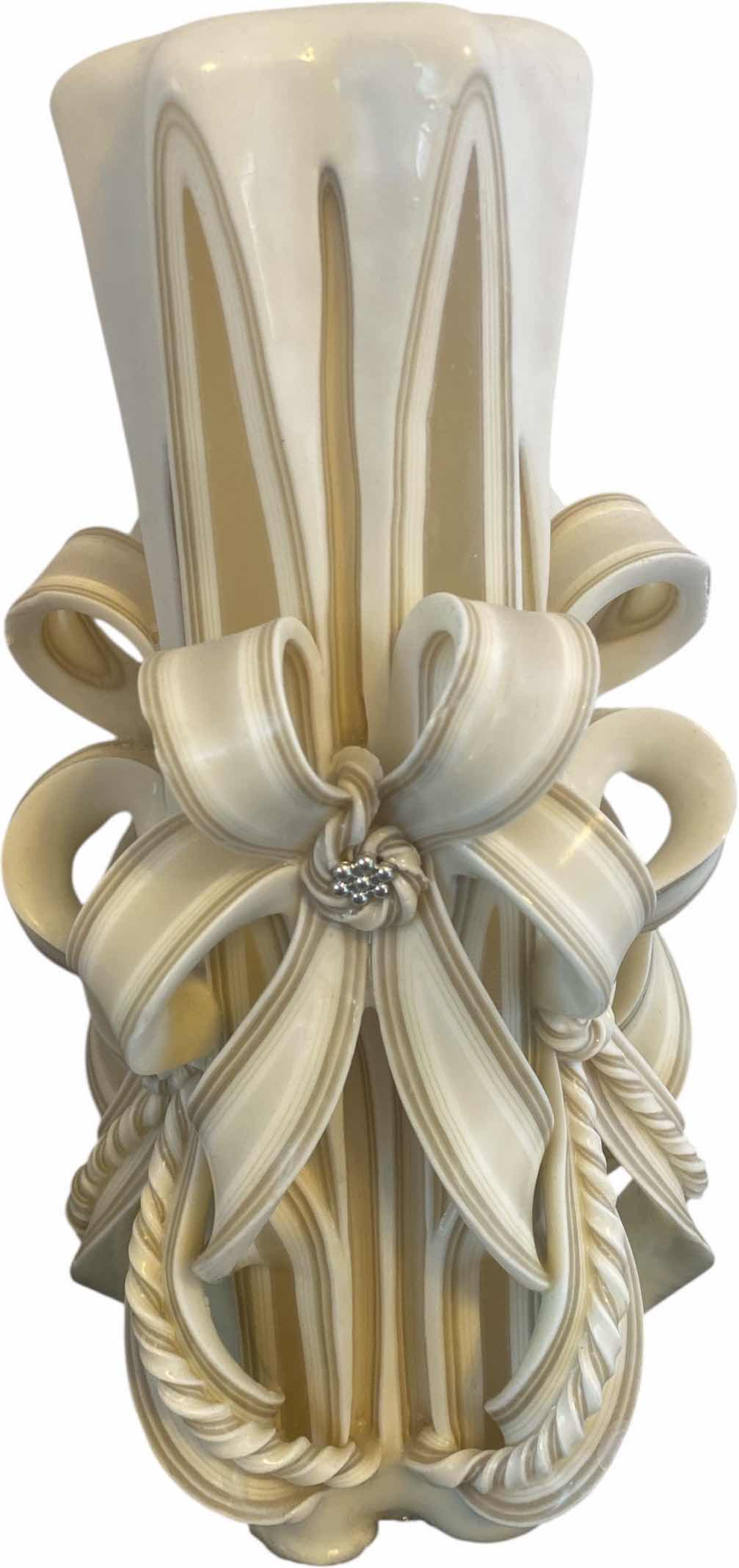 Photo 1 of CARVED CANDLE H13”