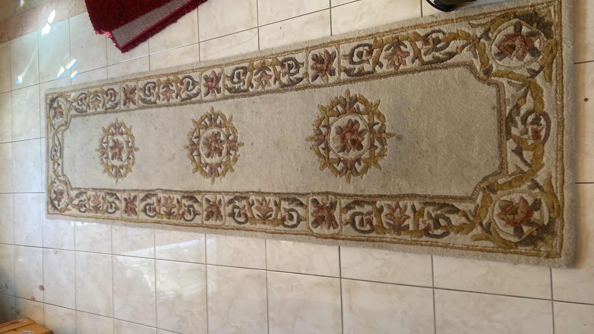 Photo 1 of 1 -MOMENI HARMONY COLLECTION HAND WOVEN WOOL RUG28“ x 94“ & 4 2‘ x 3”