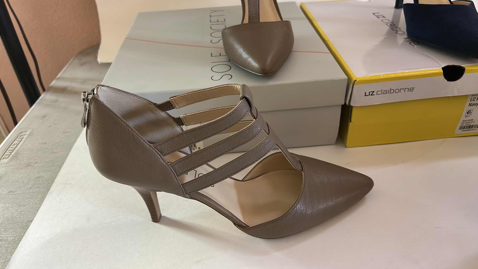 Photo 1 of 2 PAIR OF WOMENS SHOES SIZE 10