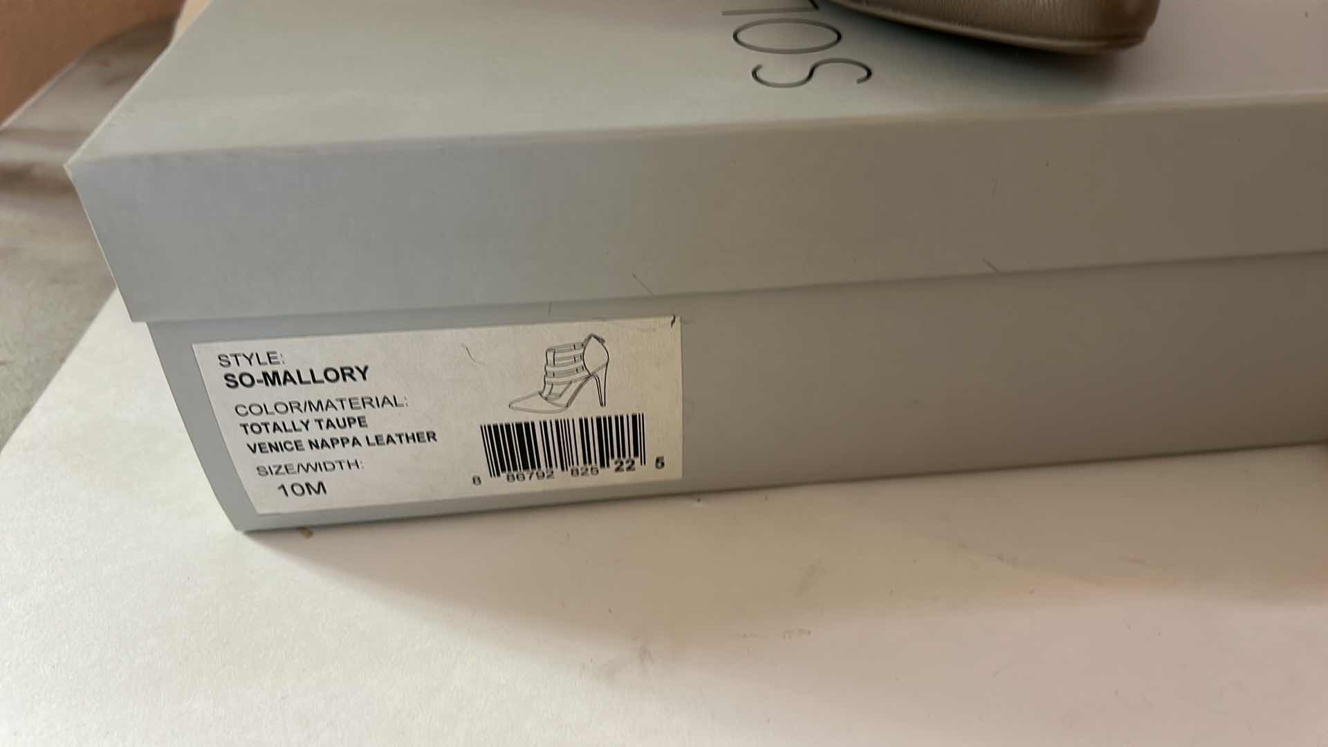 Photo 1 of 2 PAIR OF WOMENS SHOES SIZE 10